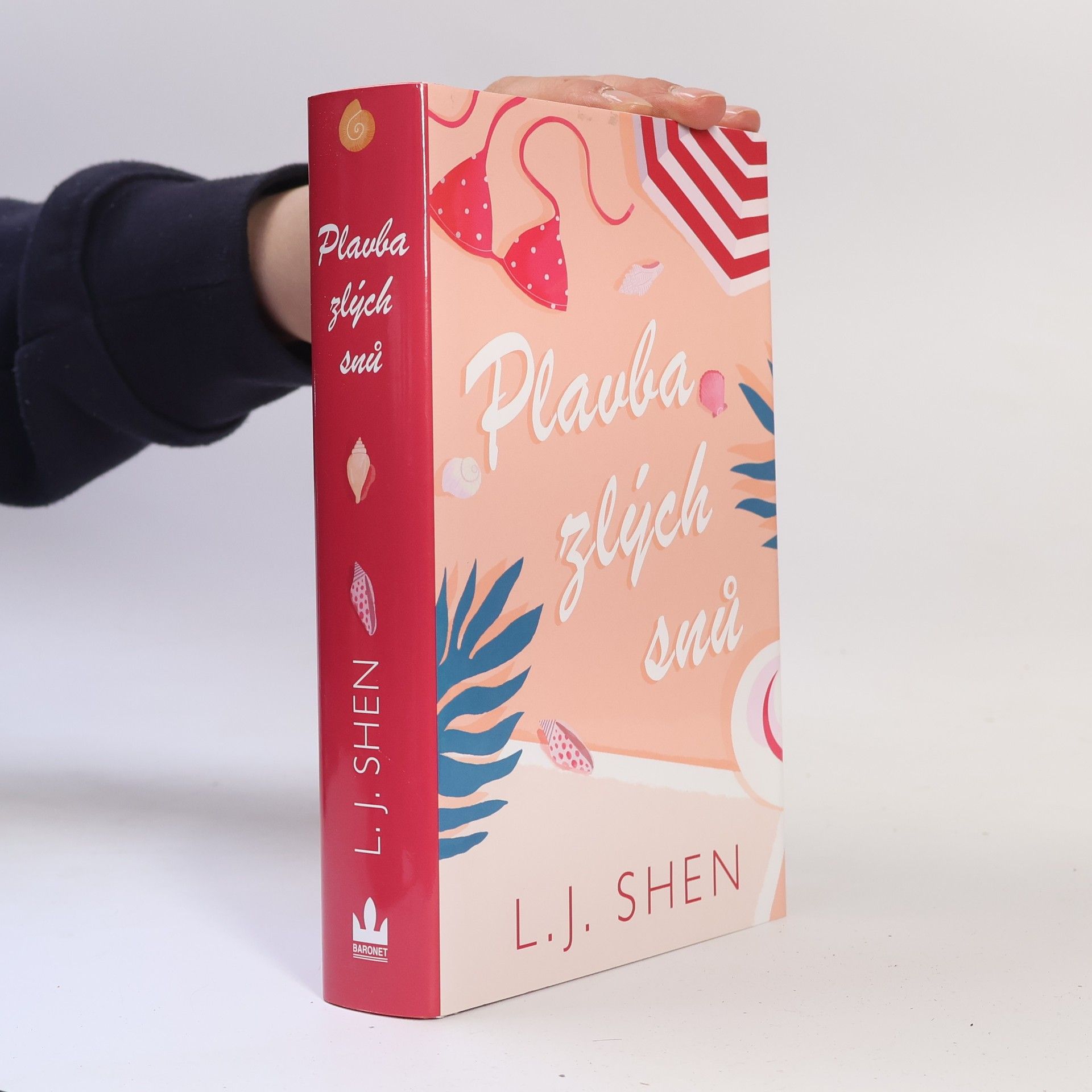 L. J. Shen Plavba zlých snů