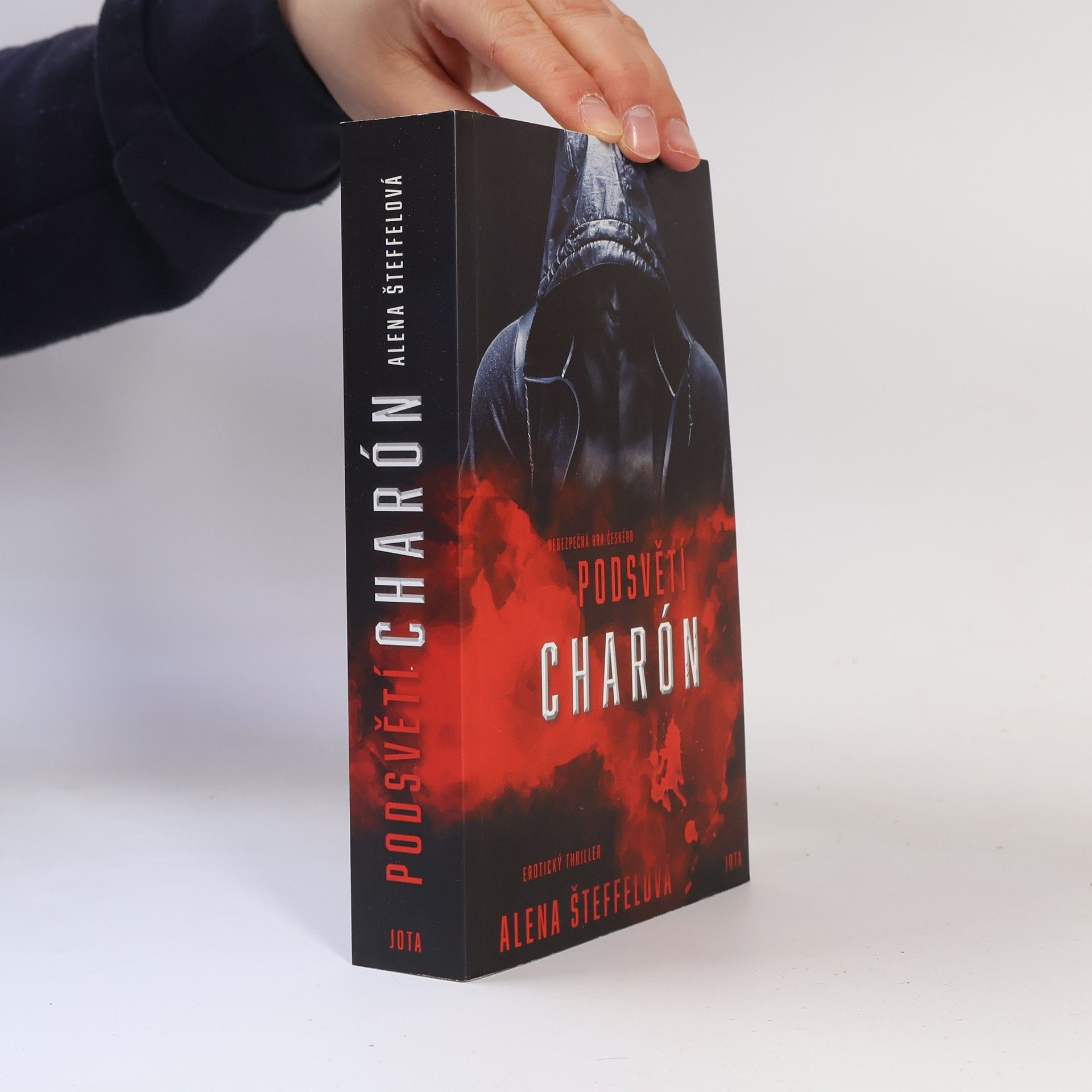 Alena Šteffelová Charón