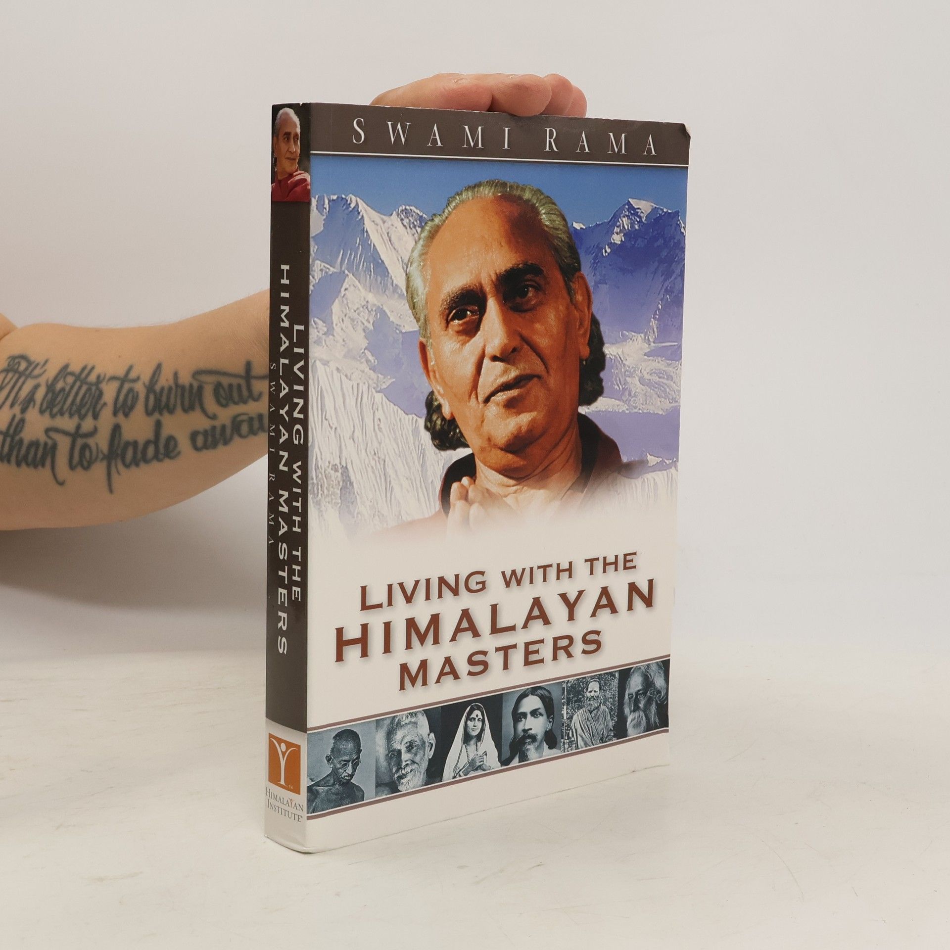 Svámí Ráma Living with the Himalayan Masters