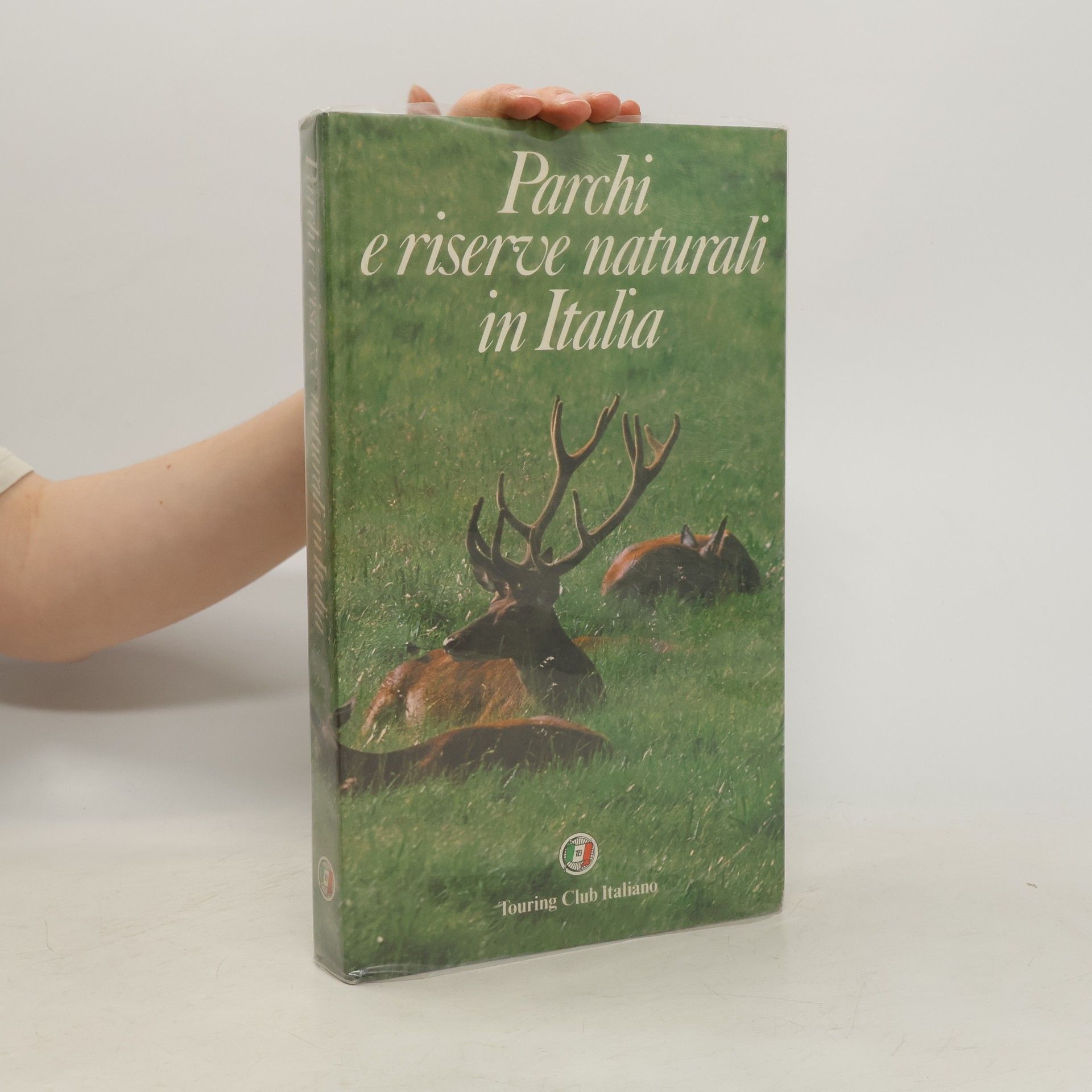 AA.VV. Parchi e riserve naturali in Italia