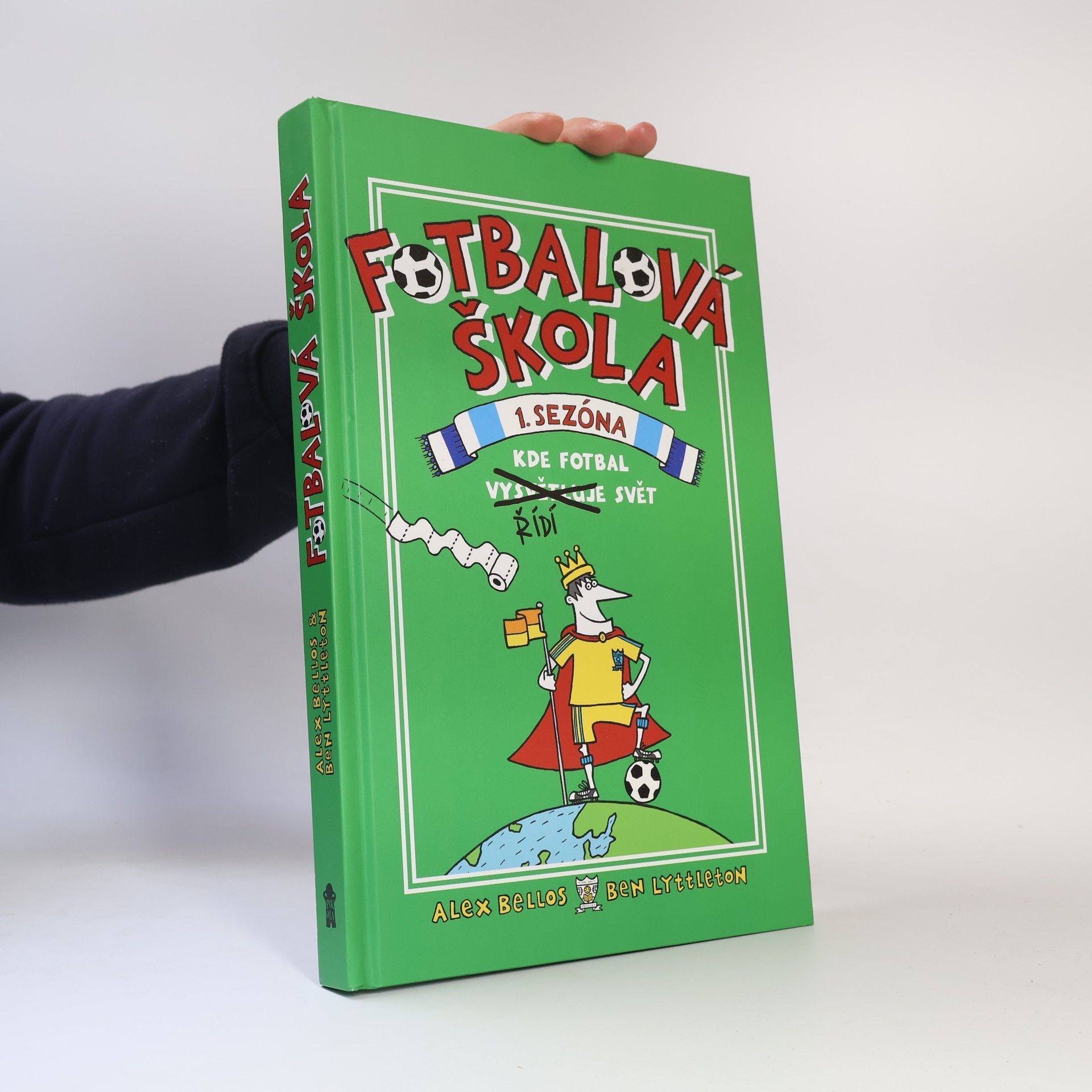Alex Bellos Fotbalová škola. 1. sezóna, Kde fotbal řídí svět