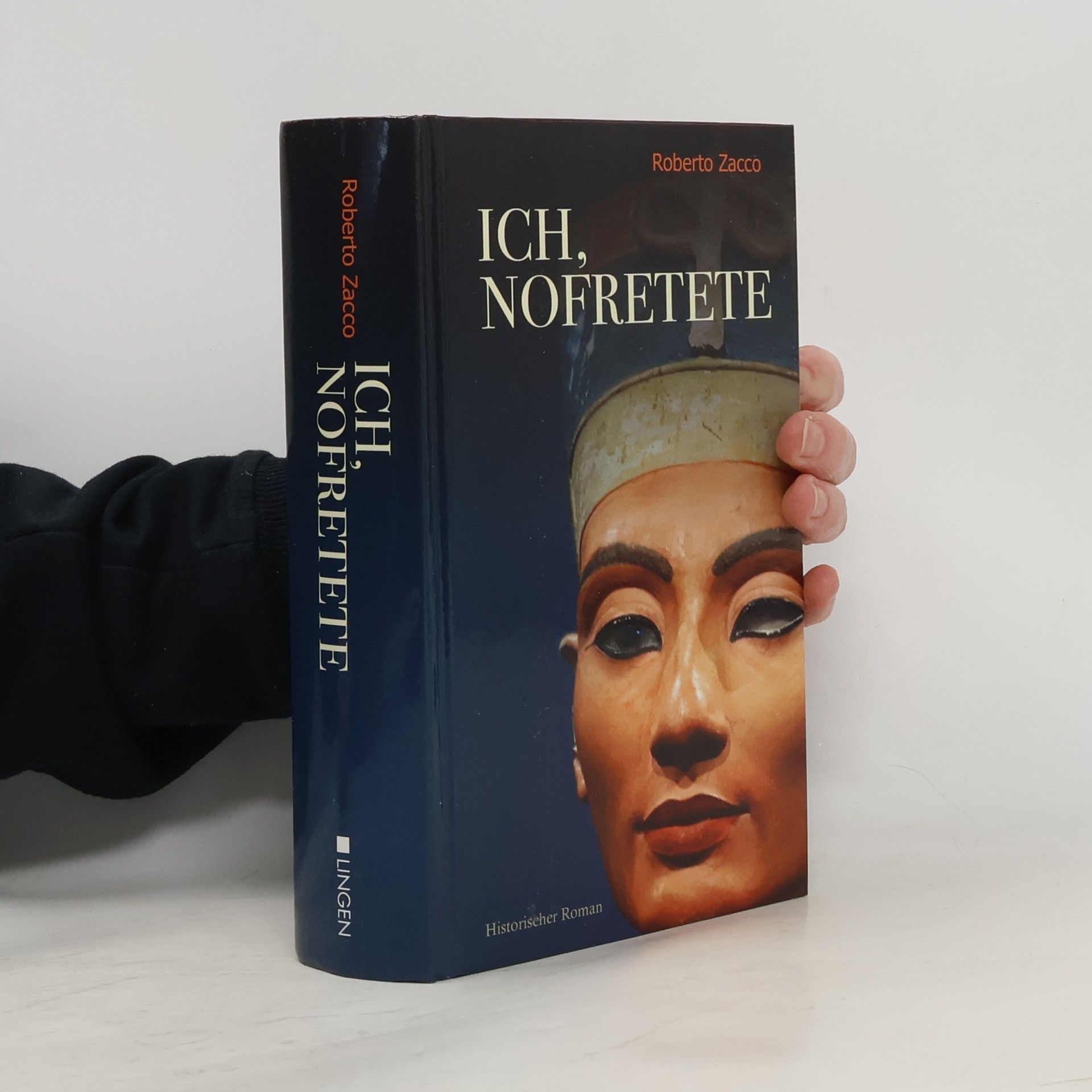 Roberto Zacco Ich, Nofretete