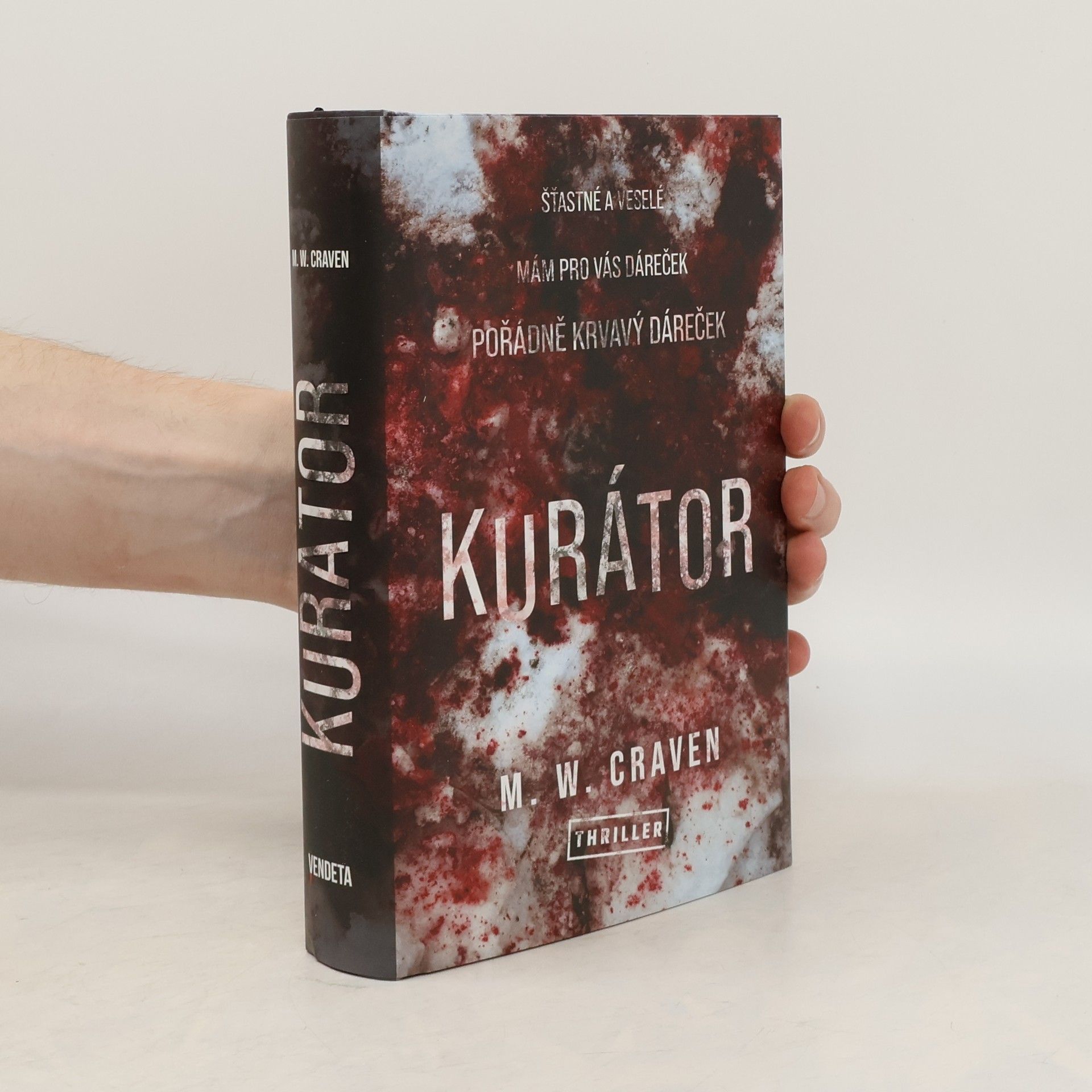 M. W. Craven Kurátor