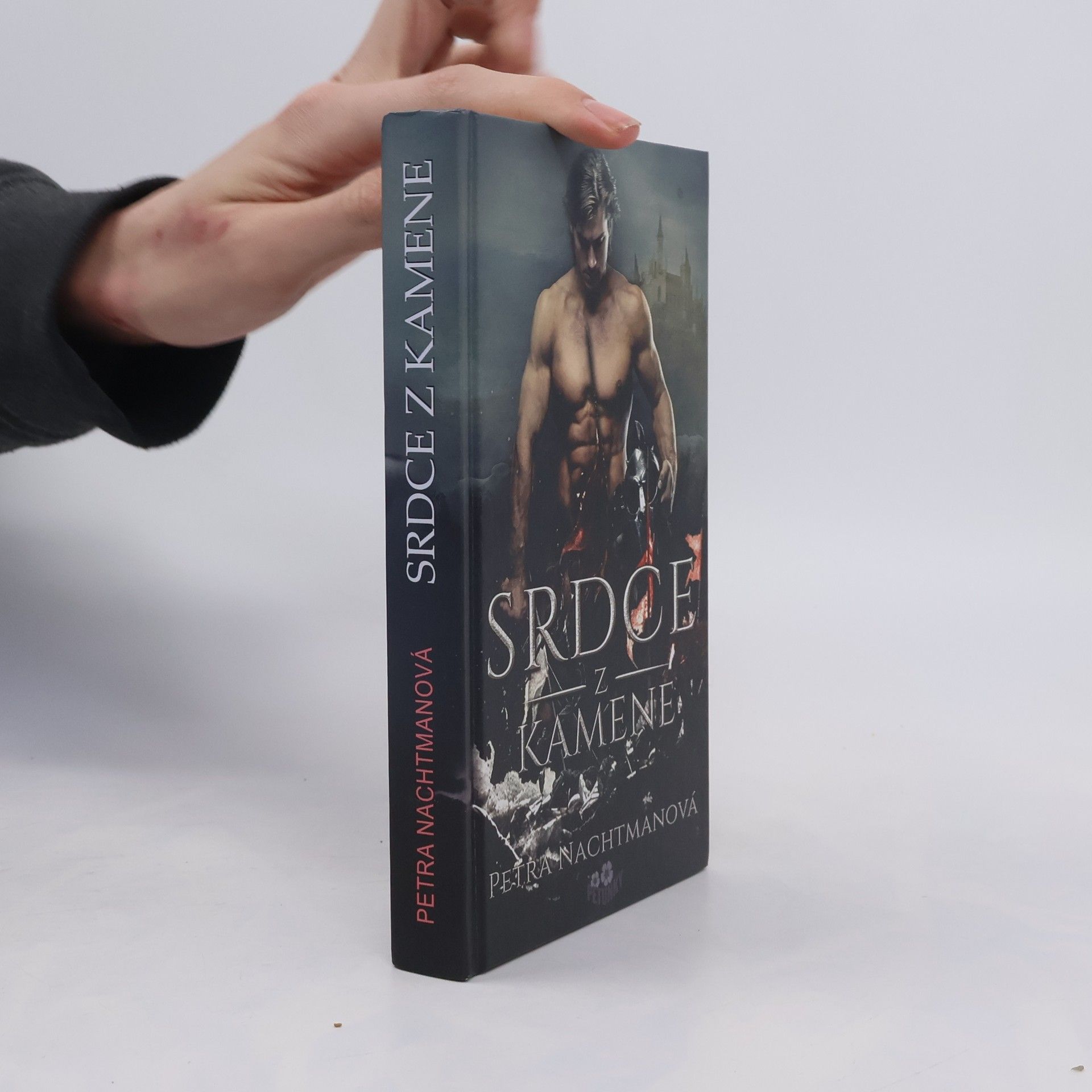 Petra Nachtmanová Srdce z kamene