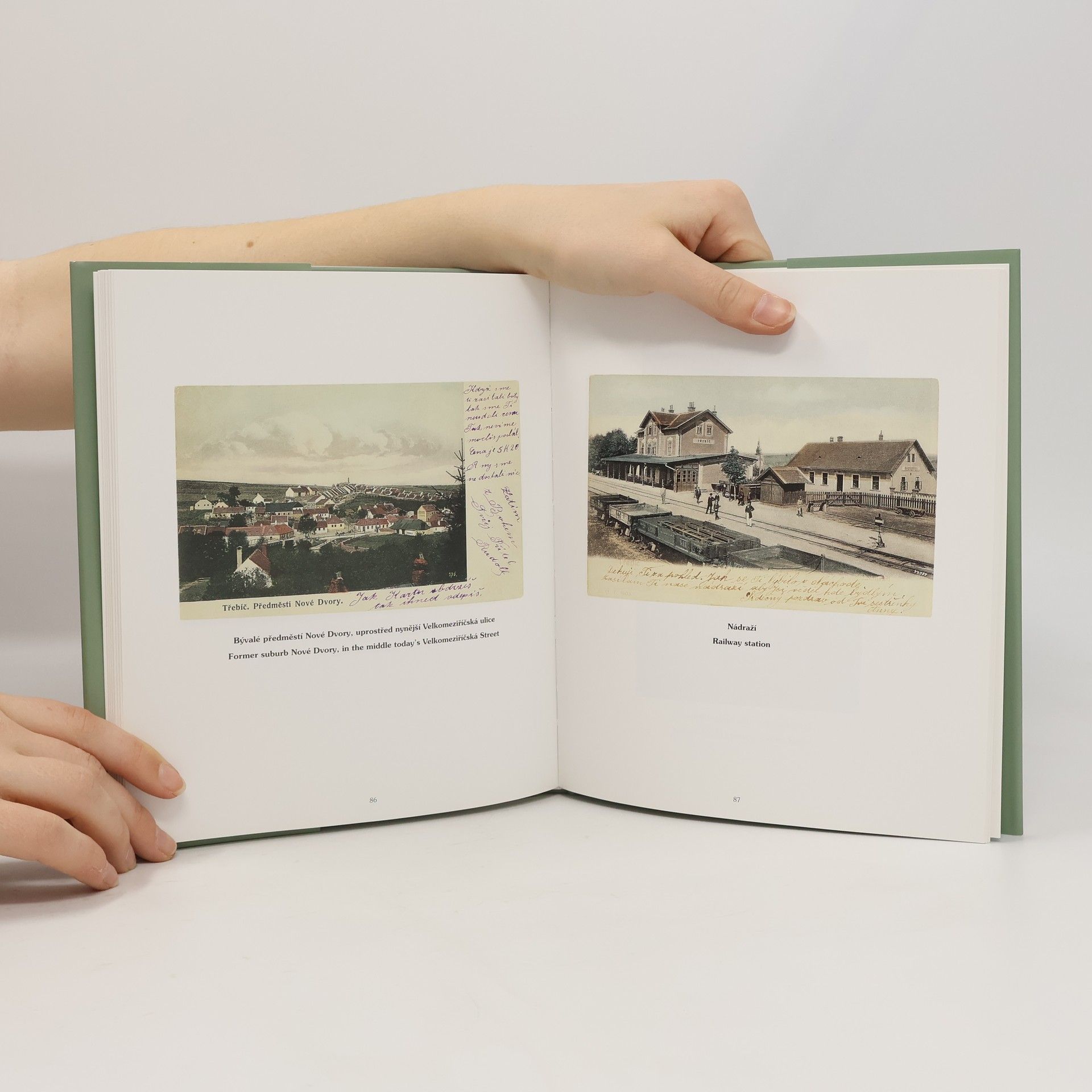 Autorenkollektiv Třebíč na starých pohlednicích = Třebíč in old-time postcards