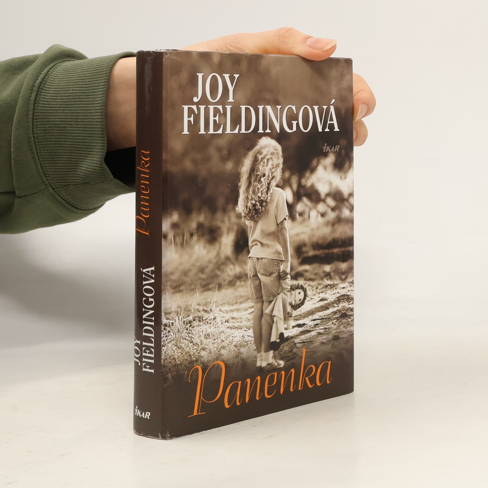 Joy Fielding Panenka