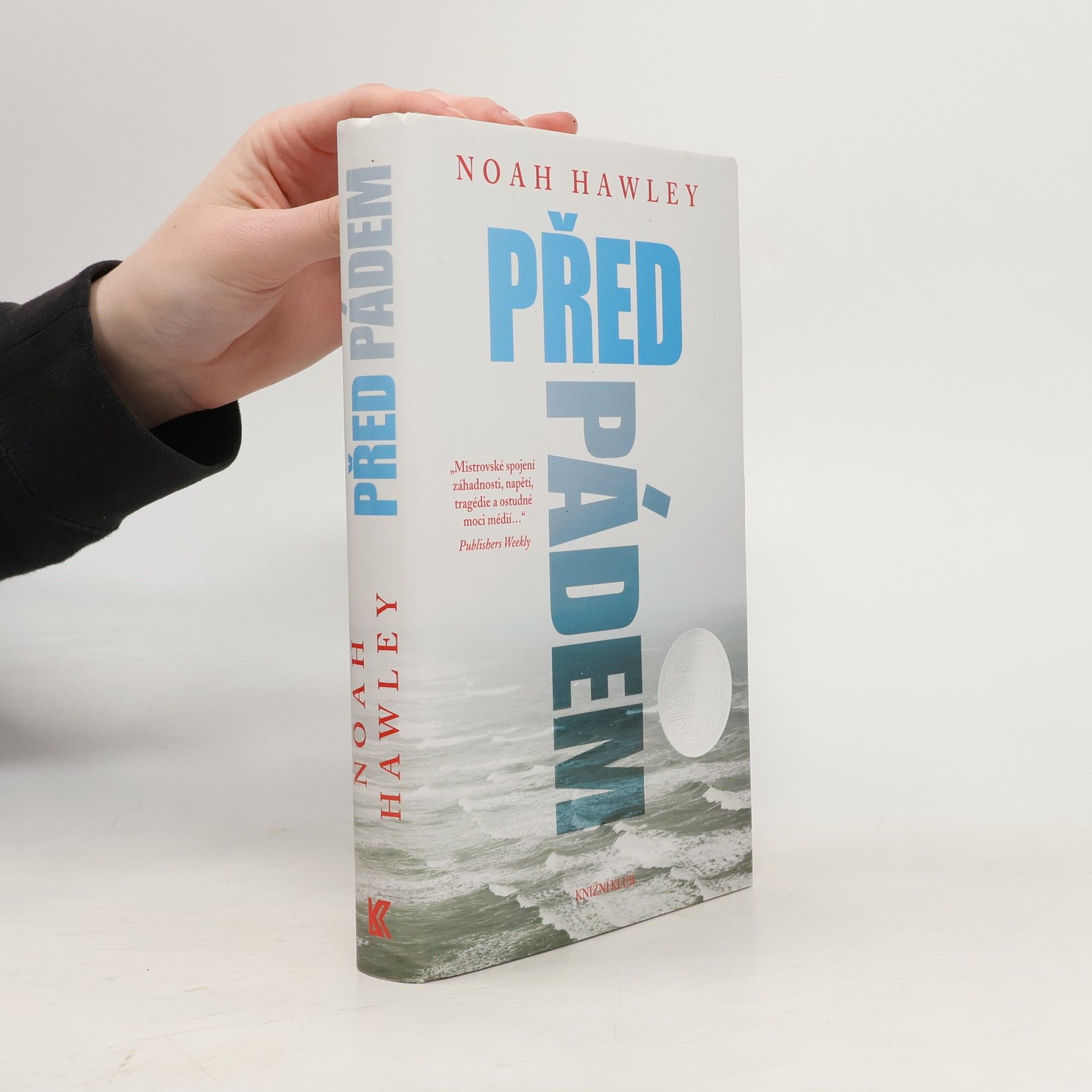 Noah Hawley Před pádem