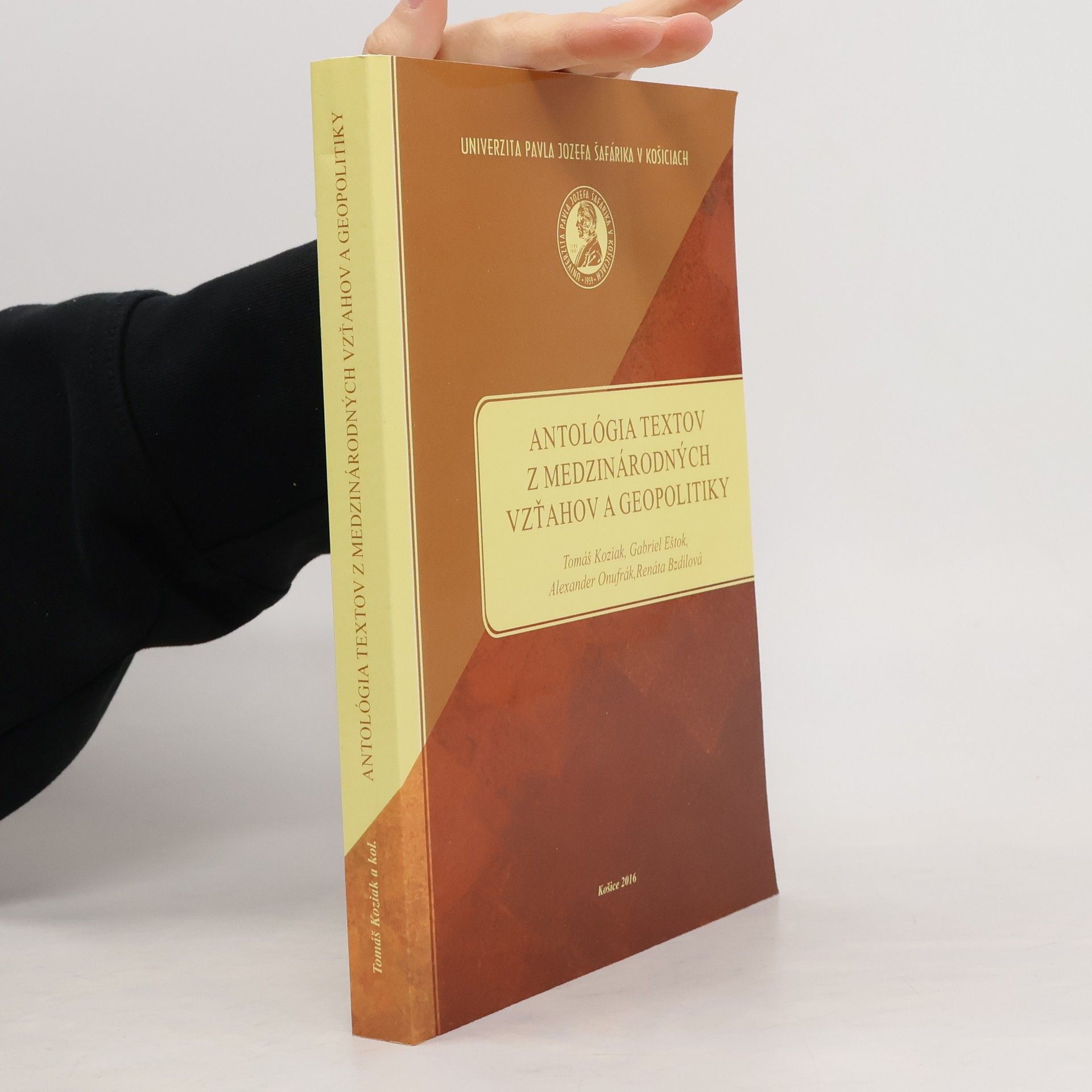 Antológia textov z medzinárodných vzťahov a geopolitiky