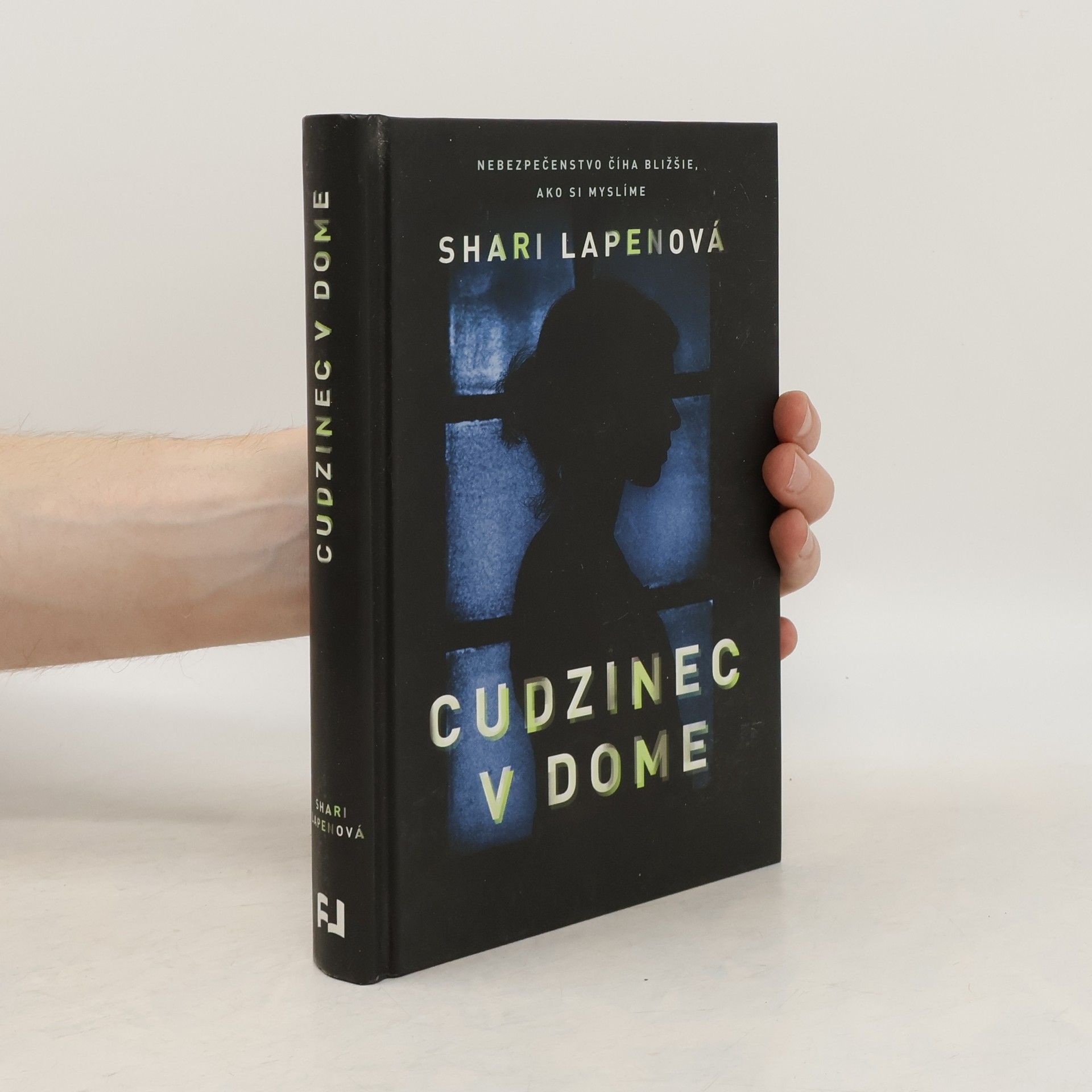 Shari Lapena Cudzinec v dome