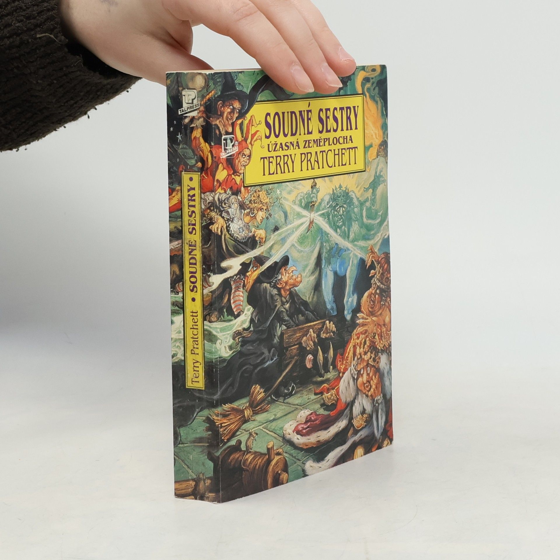 Terry Pratchett Soudné sestry