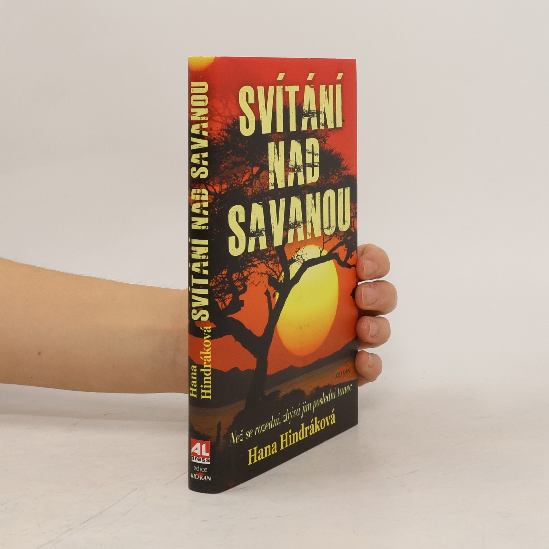 Hana Hindráková Svítání nad savanou