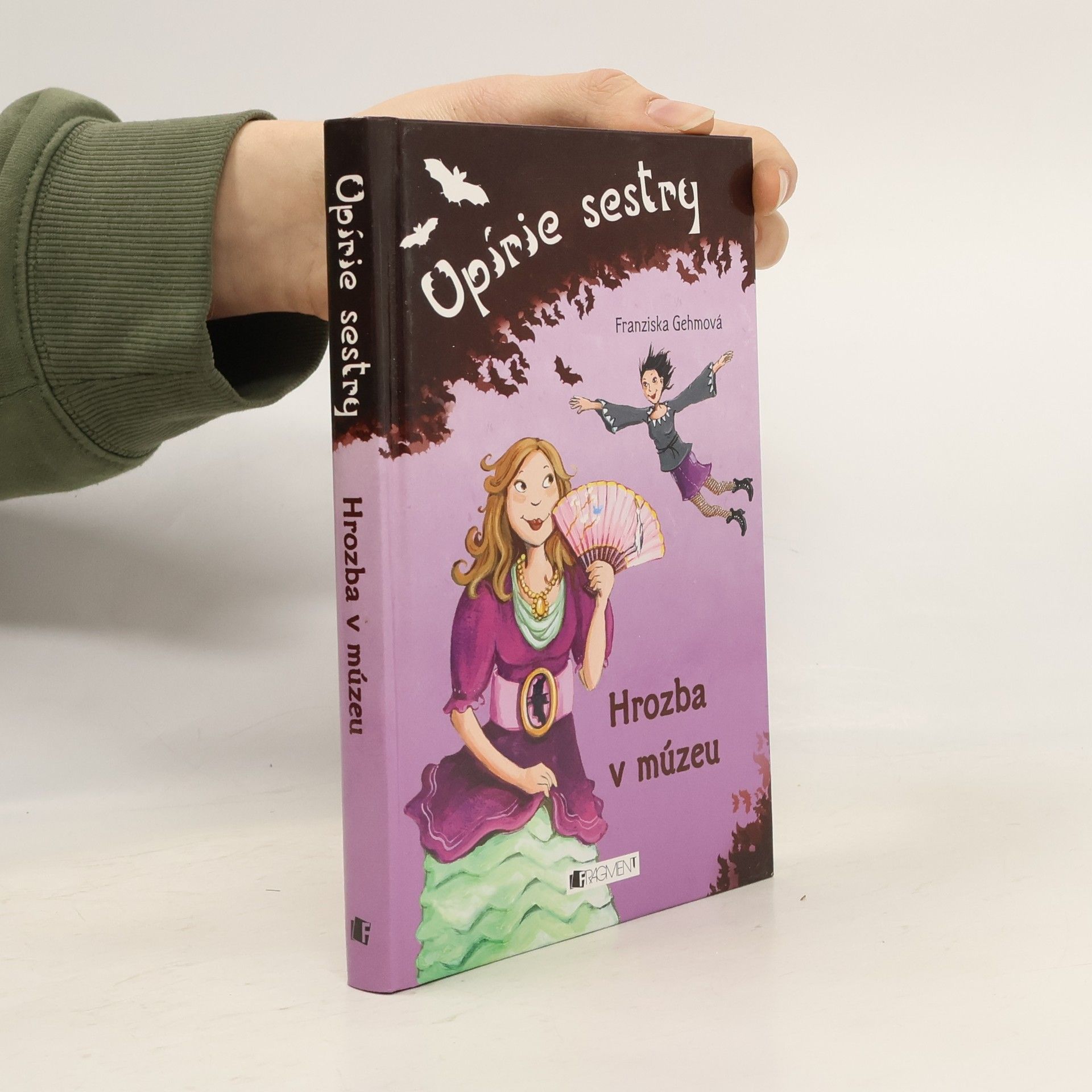 Franziska Gehm Upírie sestry: Hrozba v múzeu