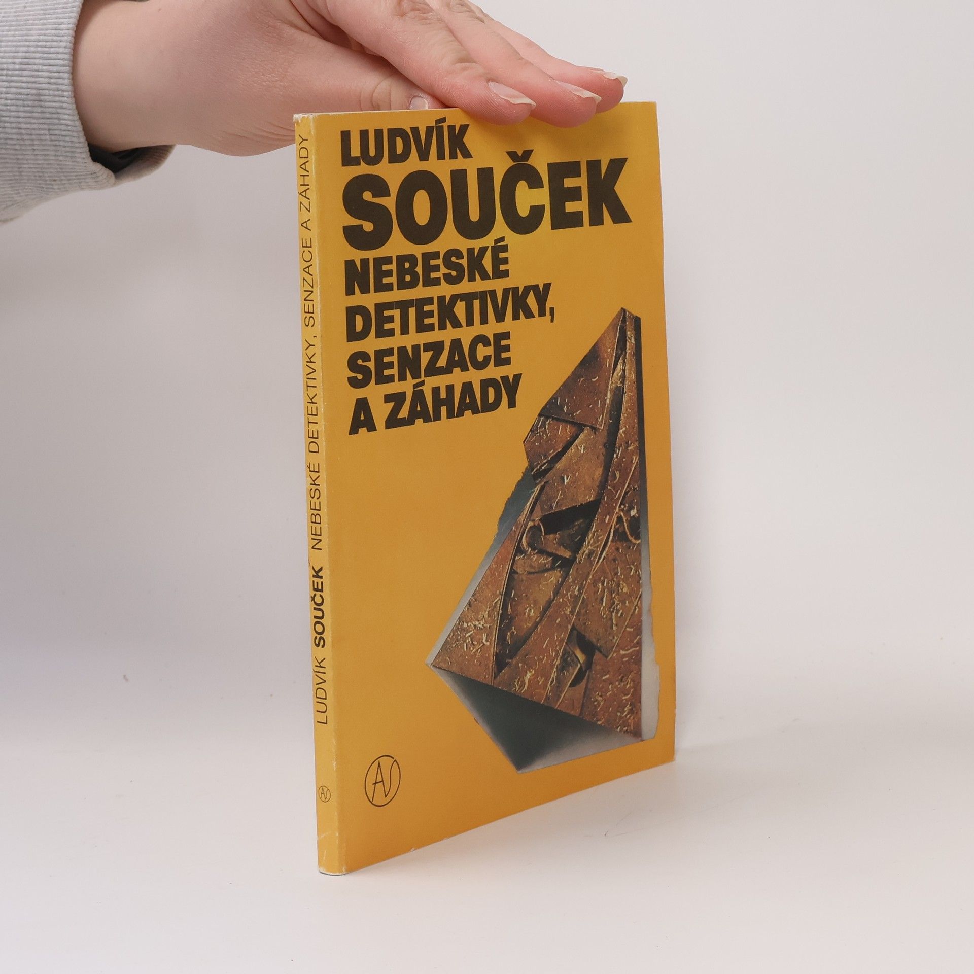 Ludvík Souček Nebeské detektivky, senzace a záhady