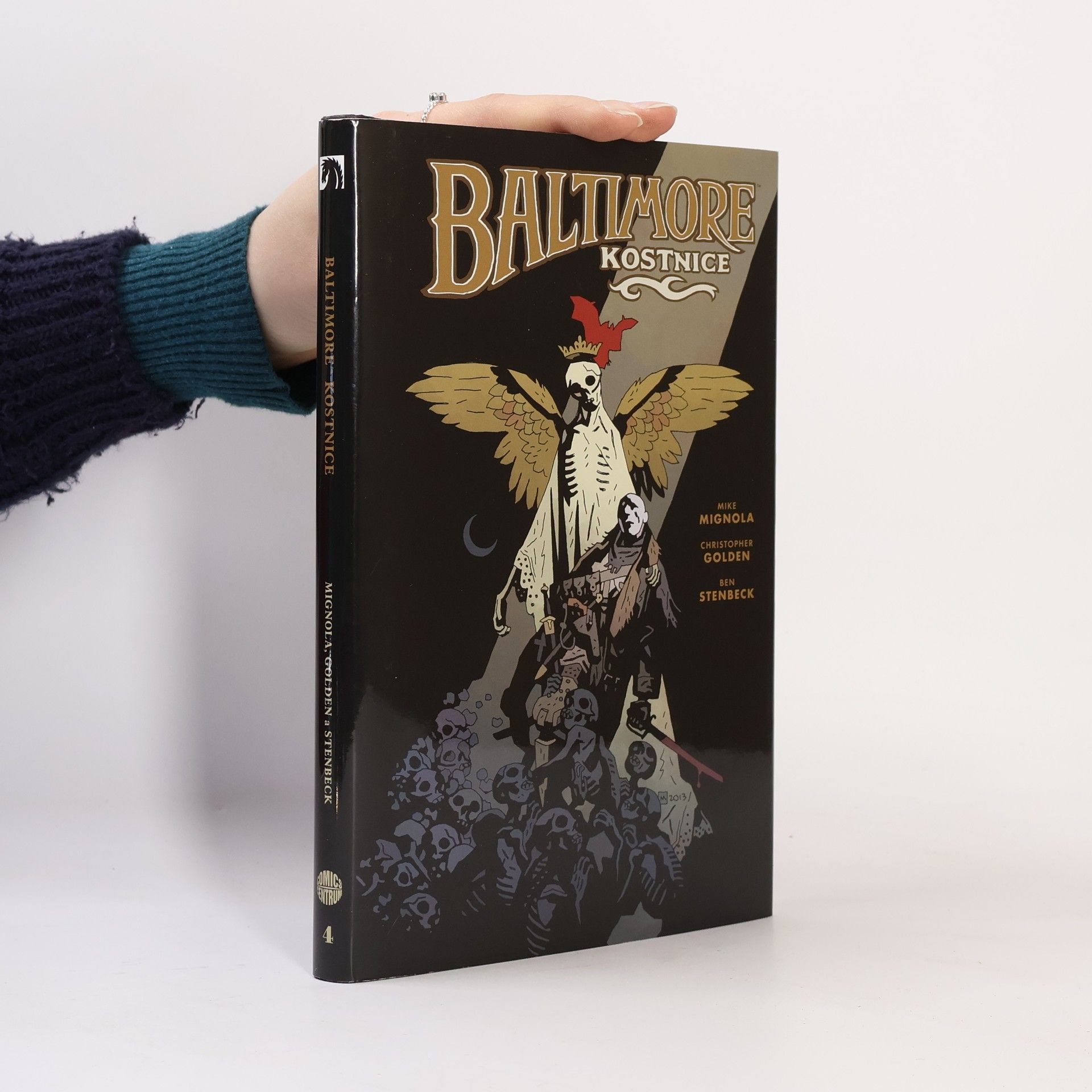 Mike Mignola Kostnice