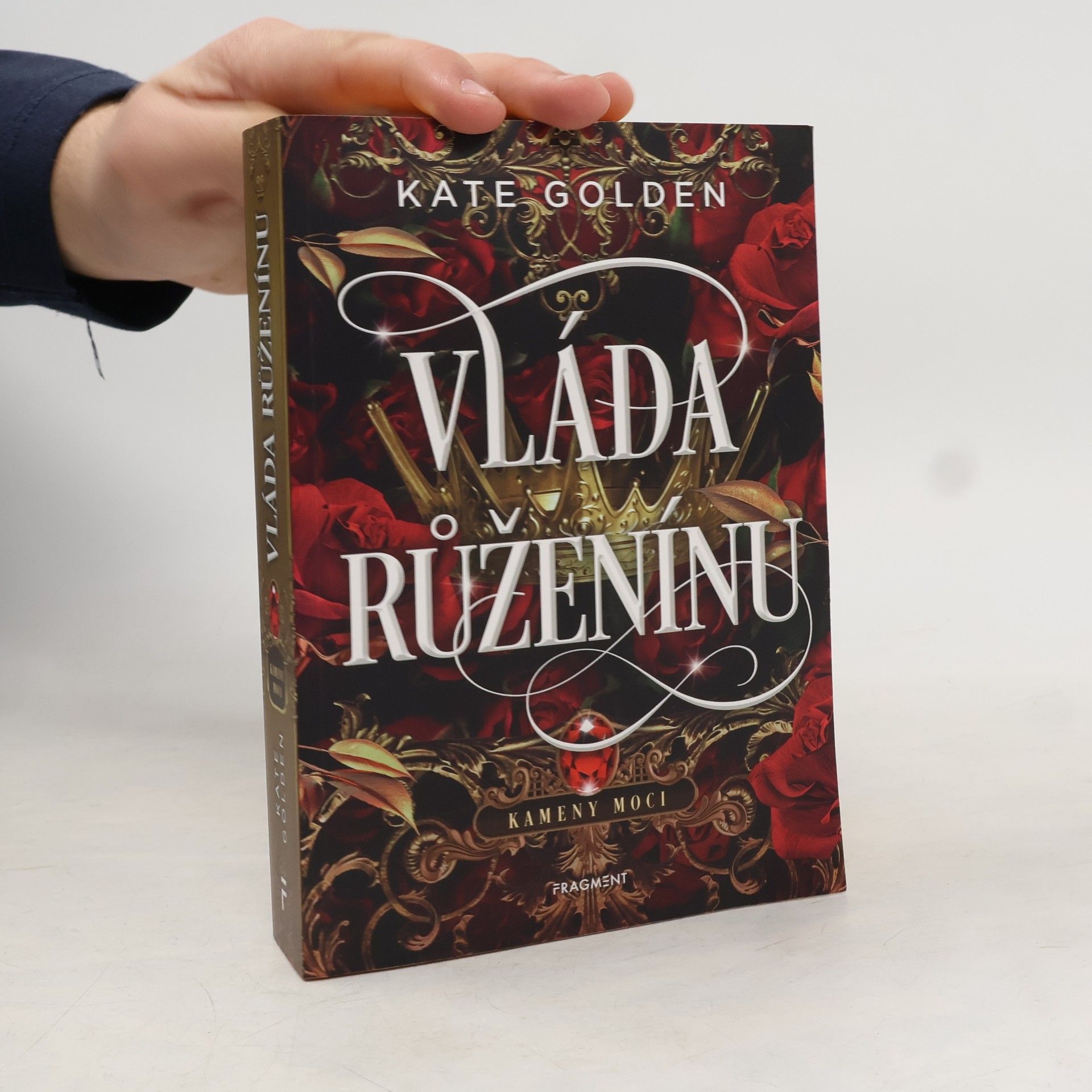 Kate Golden Vláda Růženínu