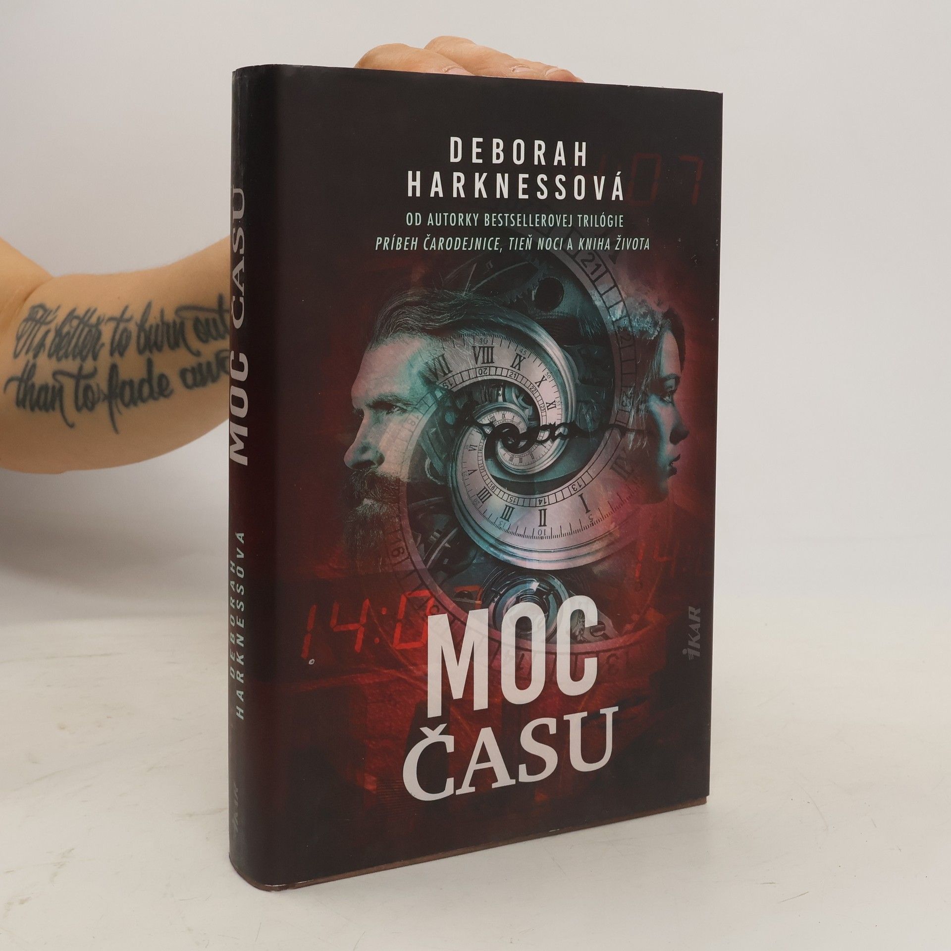 Deborah E. Harkness Moc času