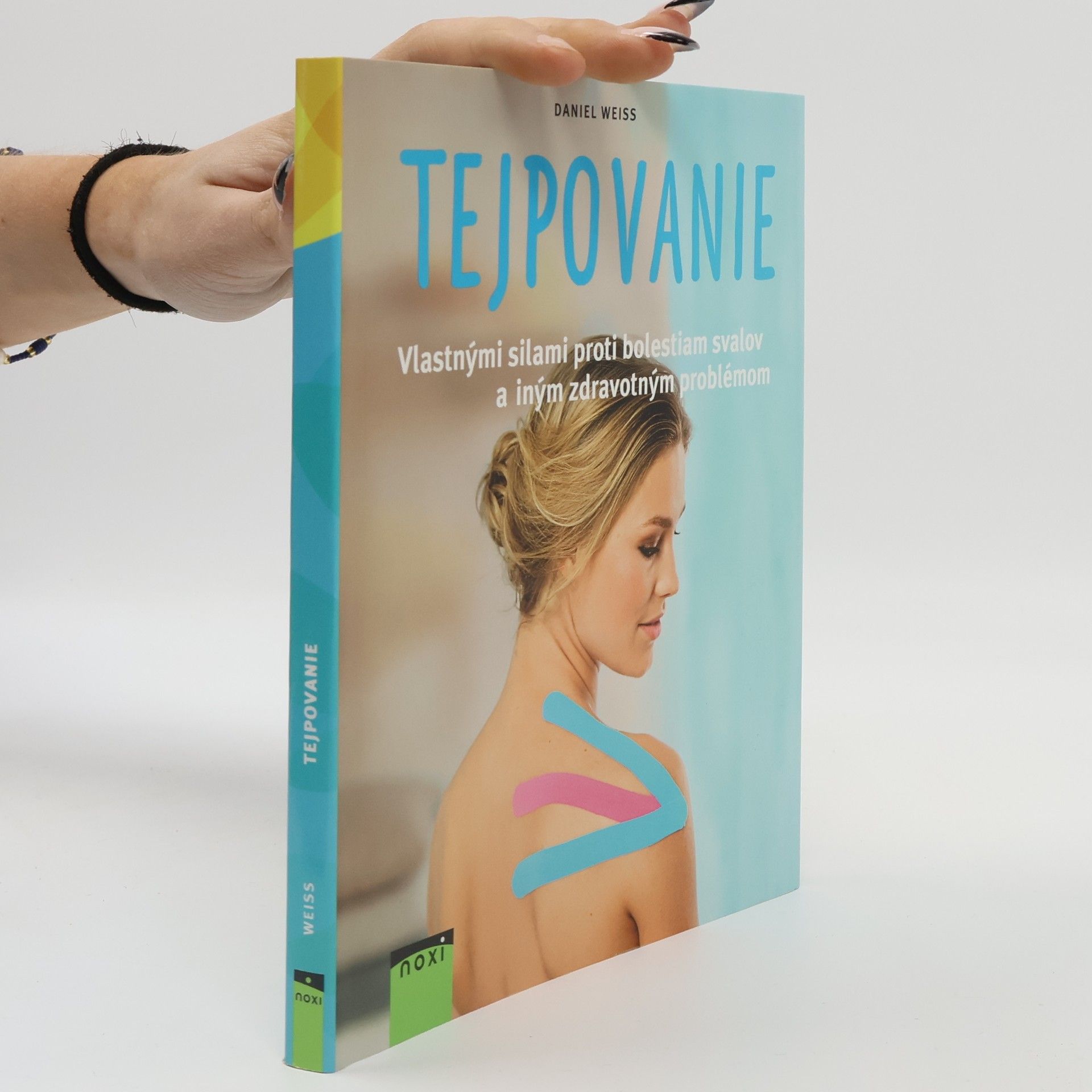 Daniel Weiß Tejpovanie