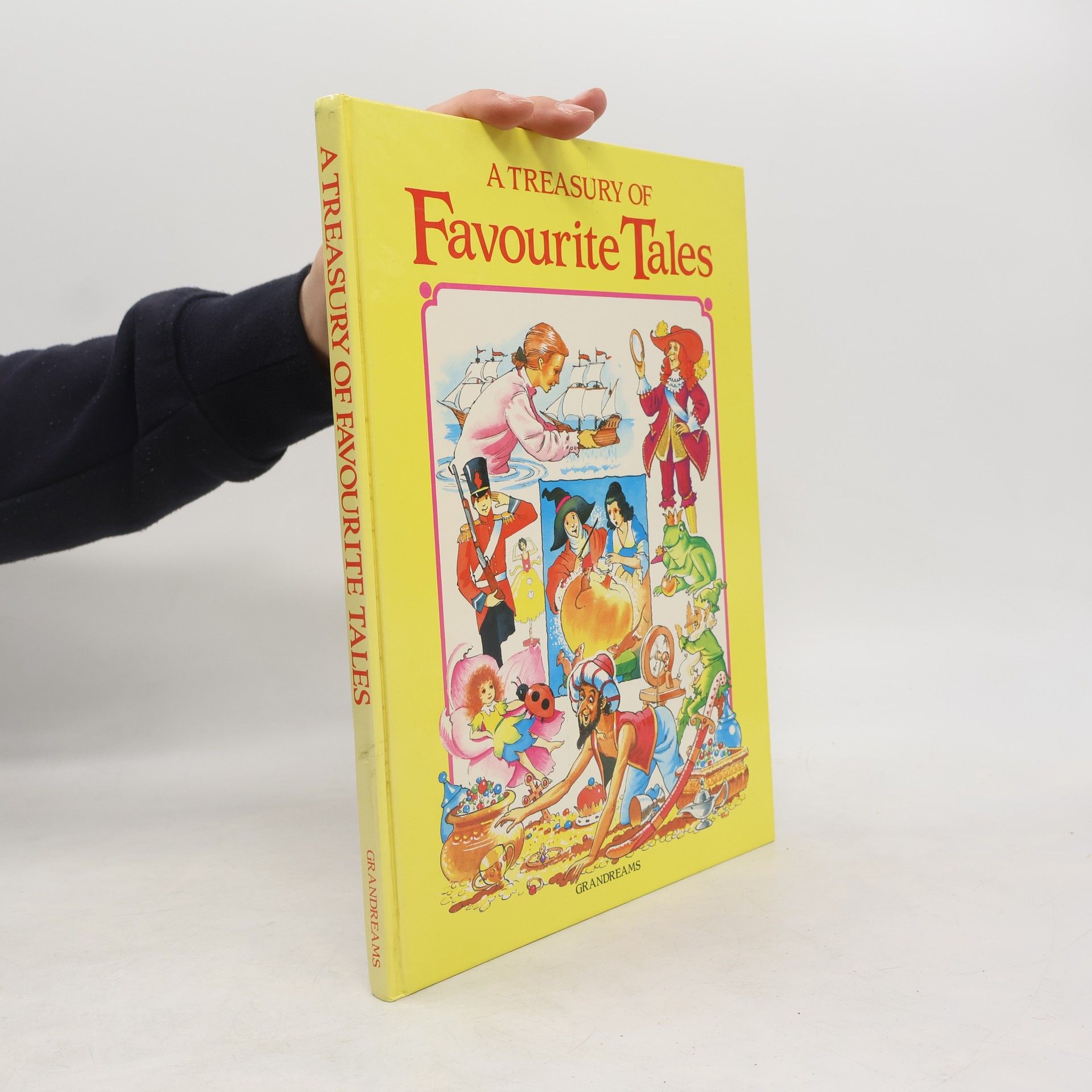 Ann McKie A Treasury of Favourite Tales