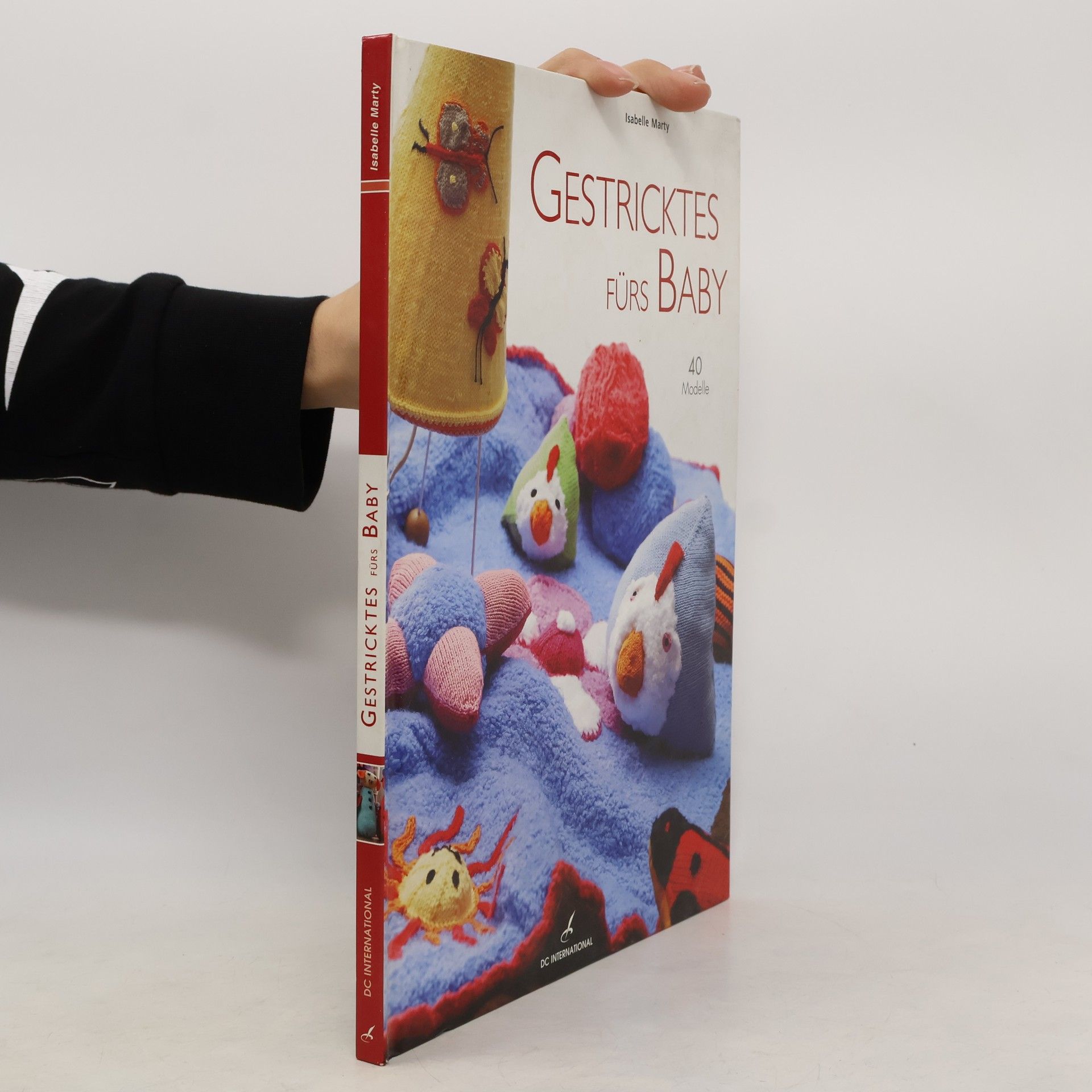 Isabelle Marty DC International: Gestricktes fürs Baby