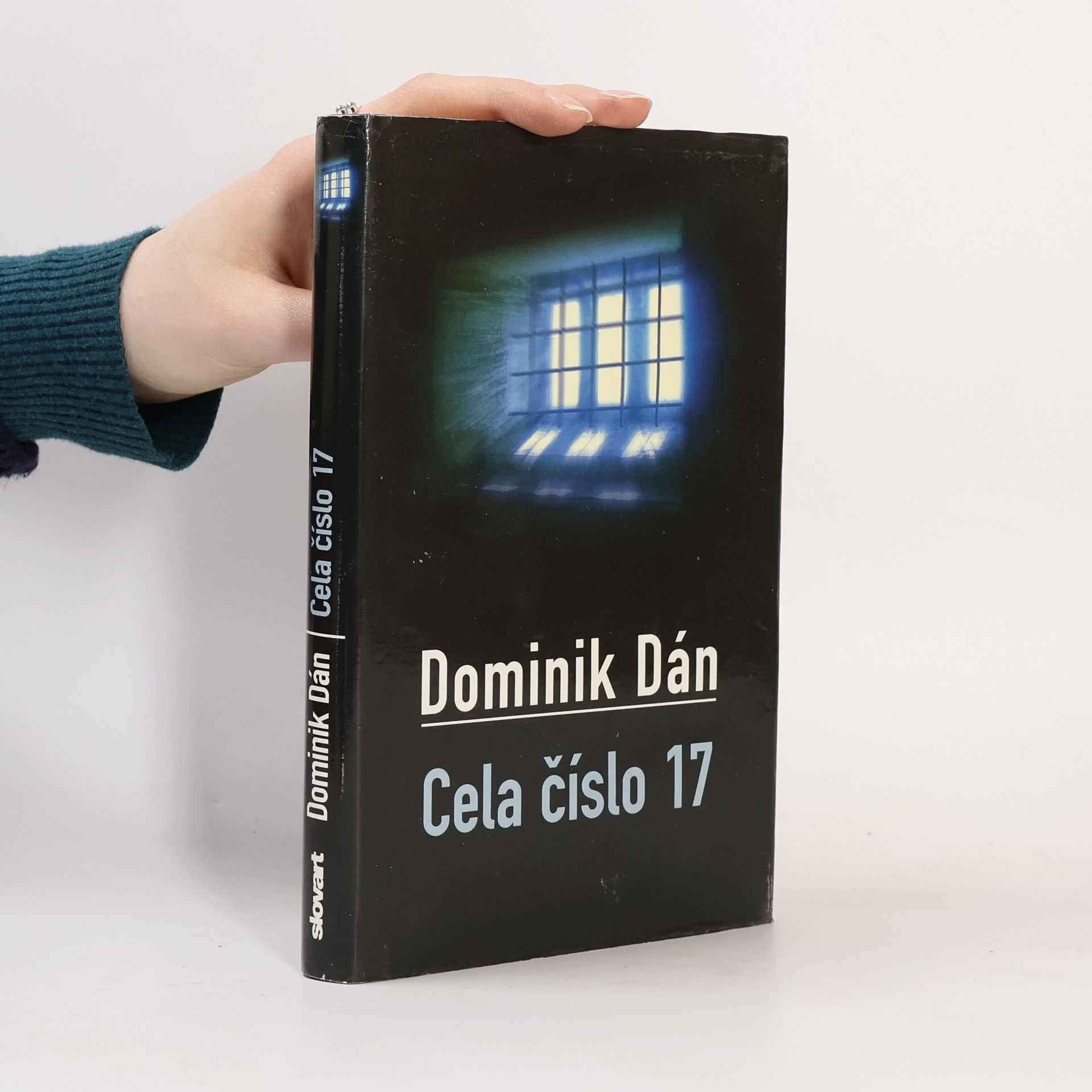 Dominik Dán Cela číslo 17