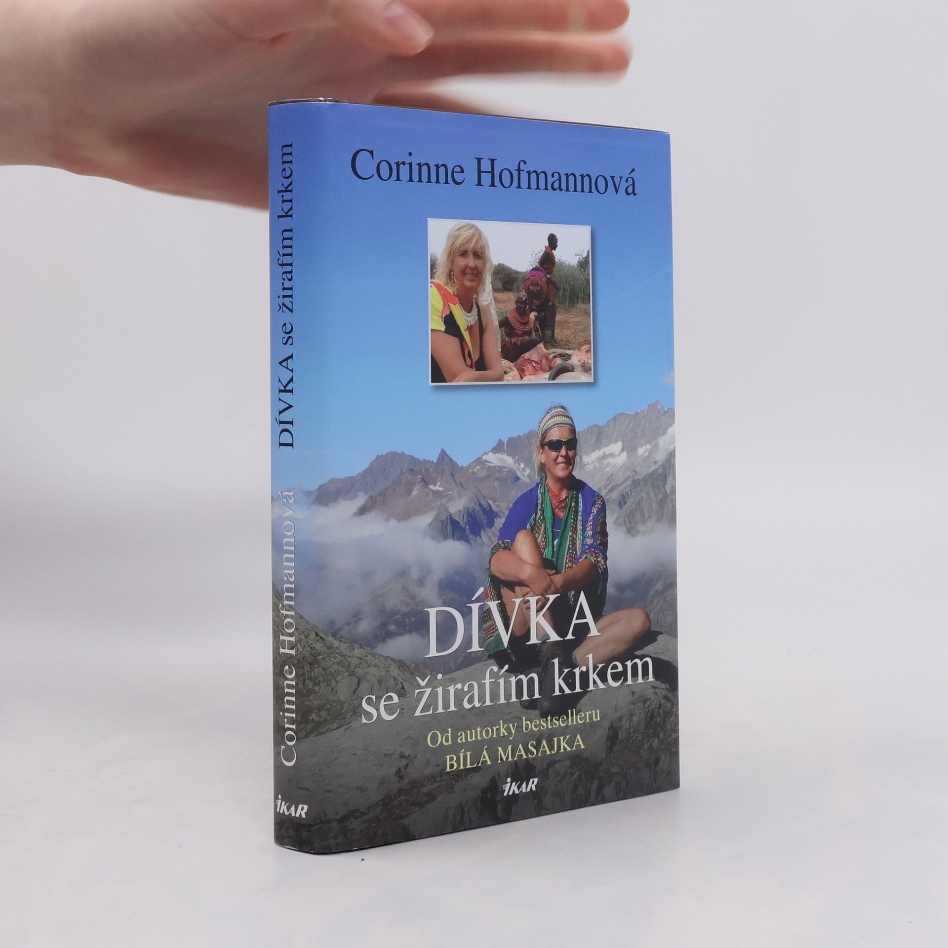 Zuzana Schneiderová Dívka se žirafím krkem