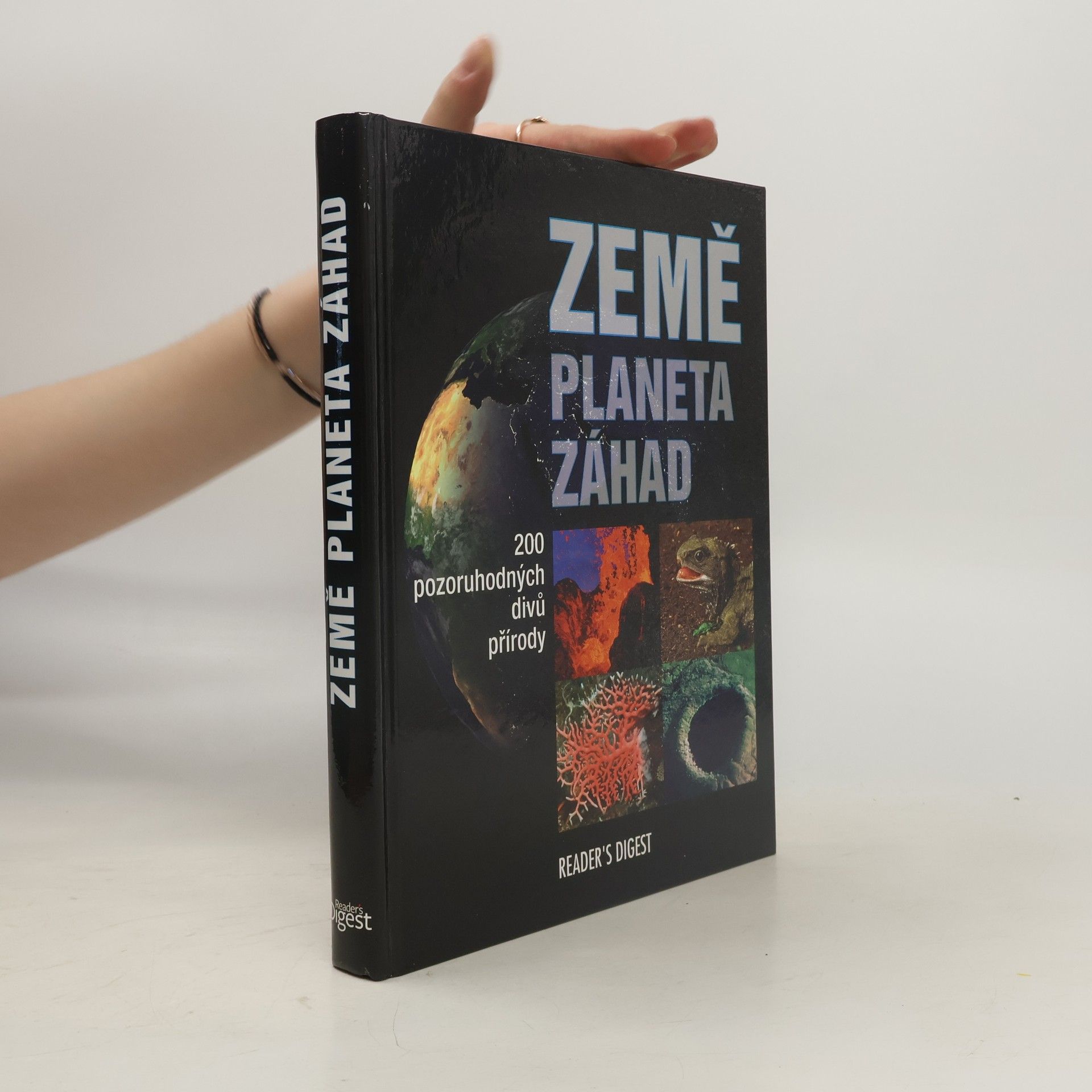 Britta Danger Země. Planeta záhad. 200 pozoruhodných divů přírody