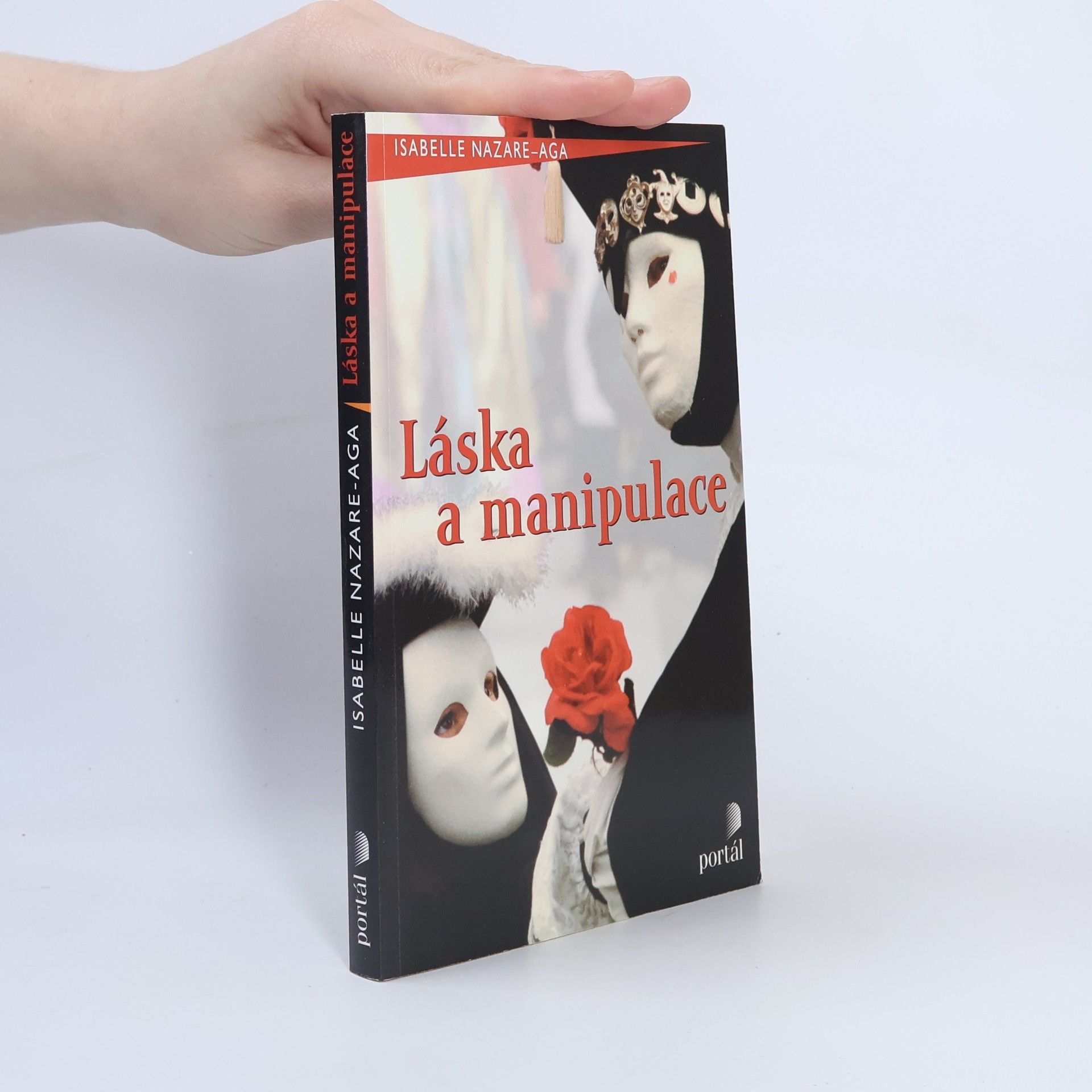 Isabelle Nazare-Aga Láska a manipulace