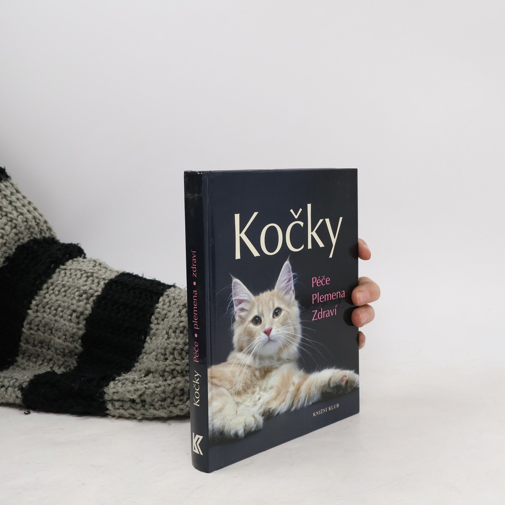 Antje Breuer Kočky. Péče, plemena, zdraví