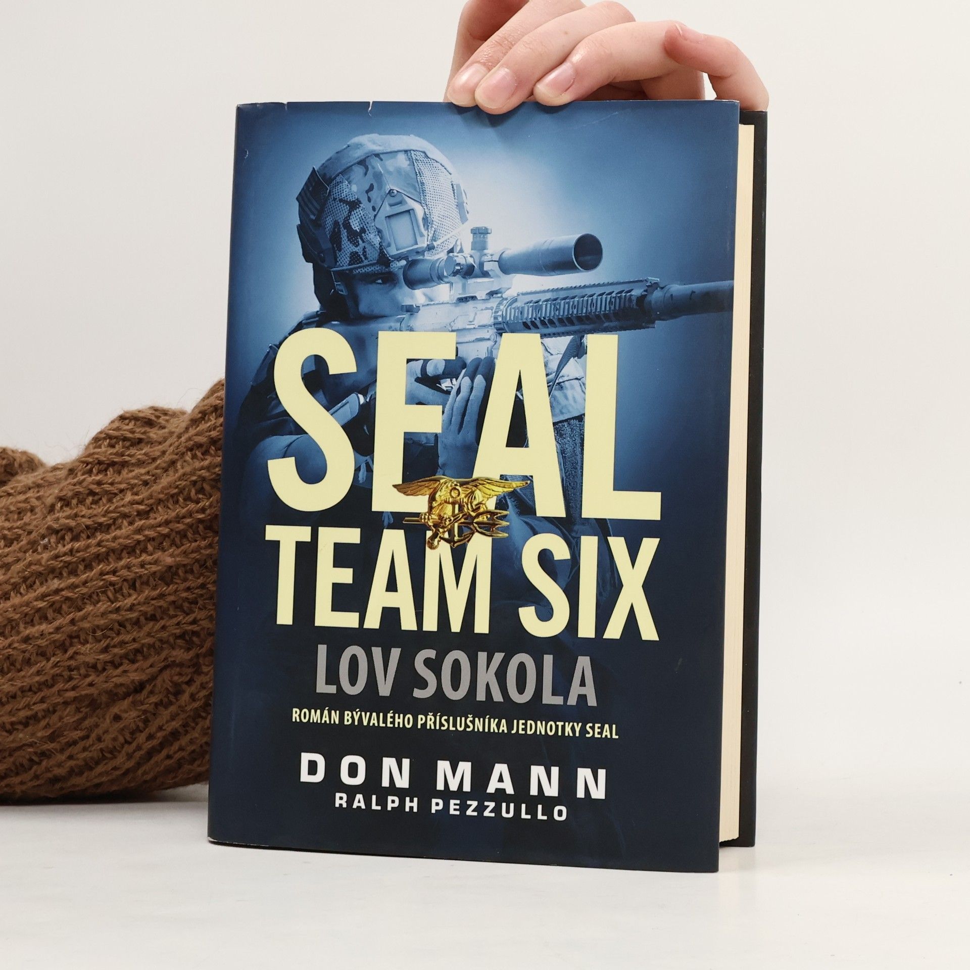Don Mann SEAL Team Six. Lov Sokola