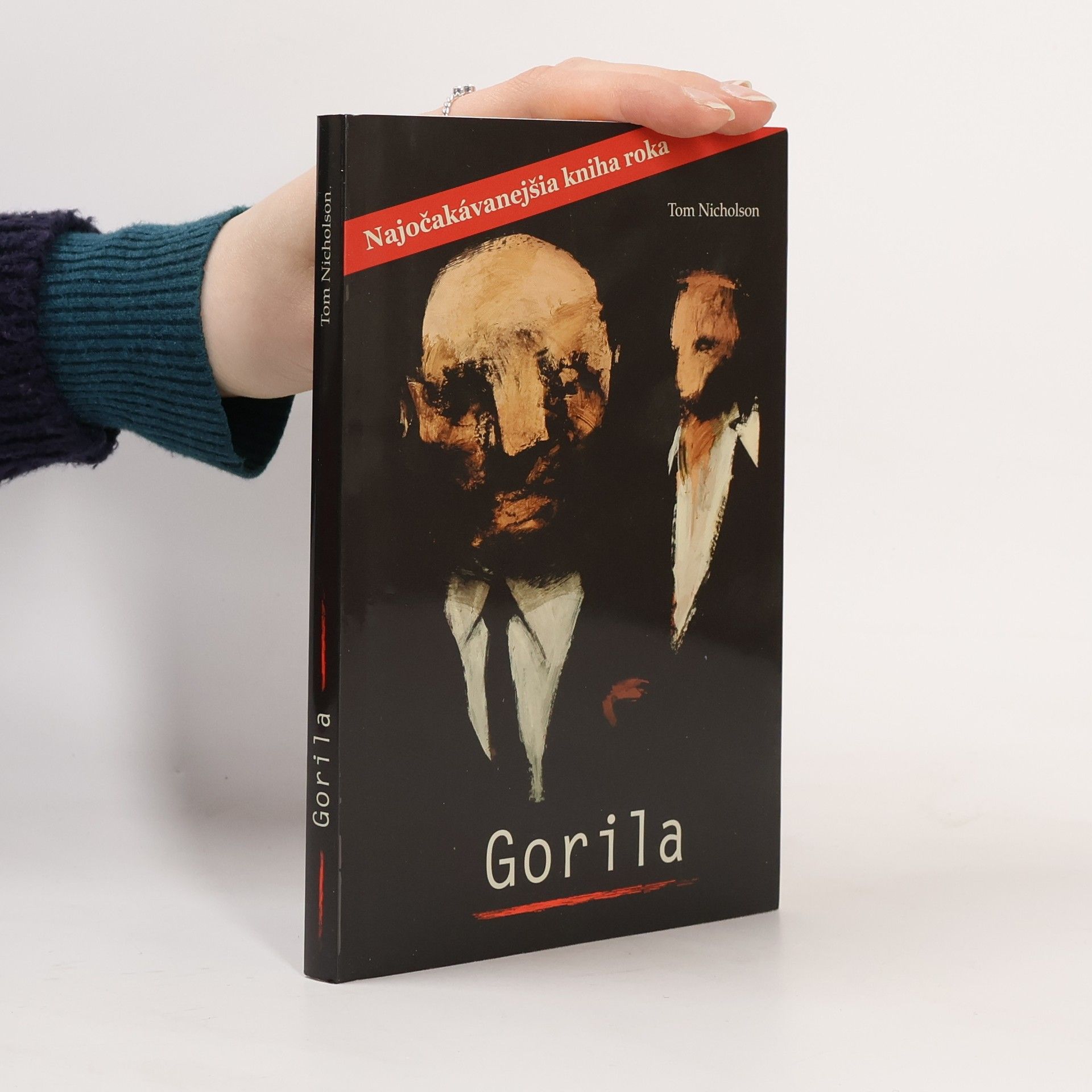 Tom Nicholson Gorila