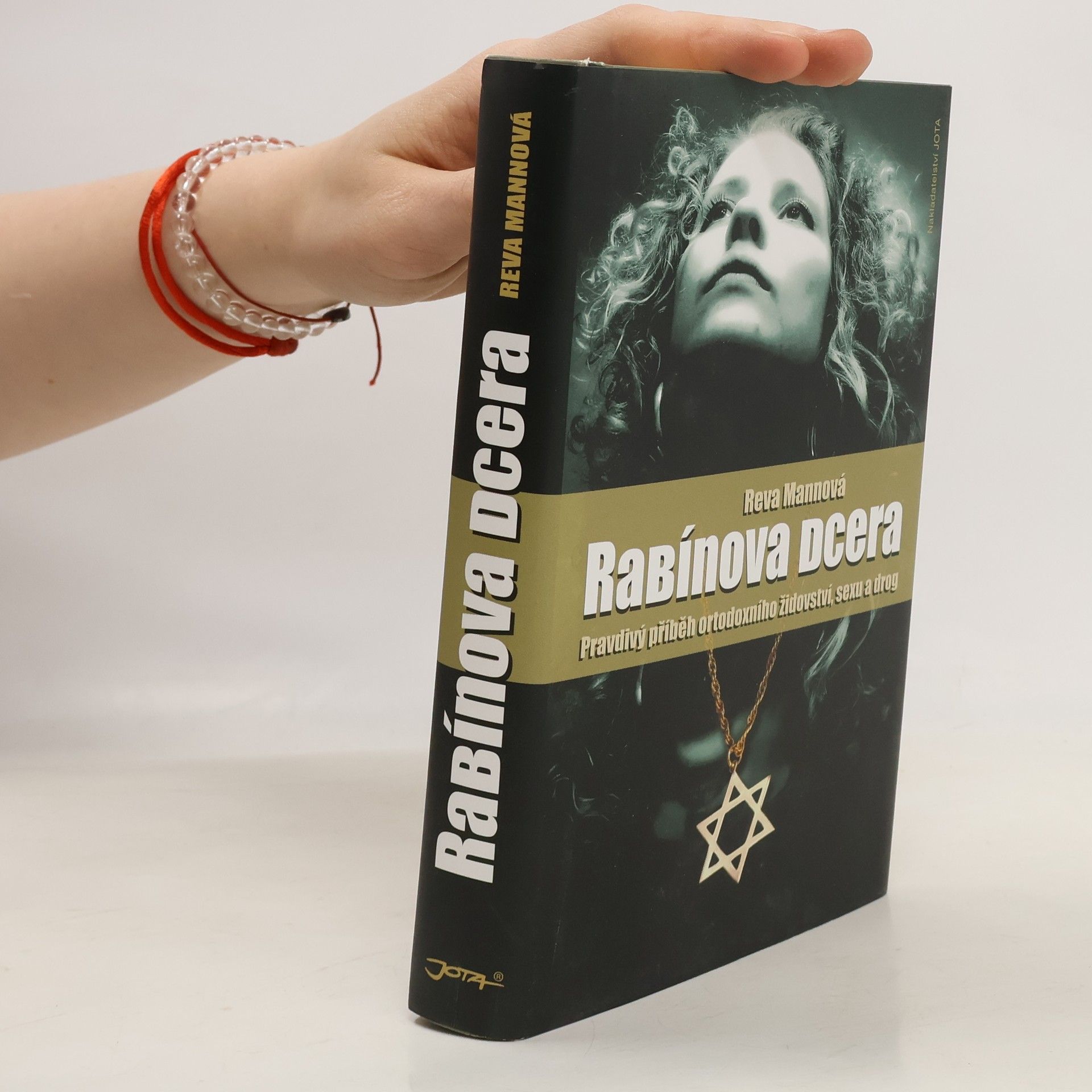 Reva Mann Rabínova dcera