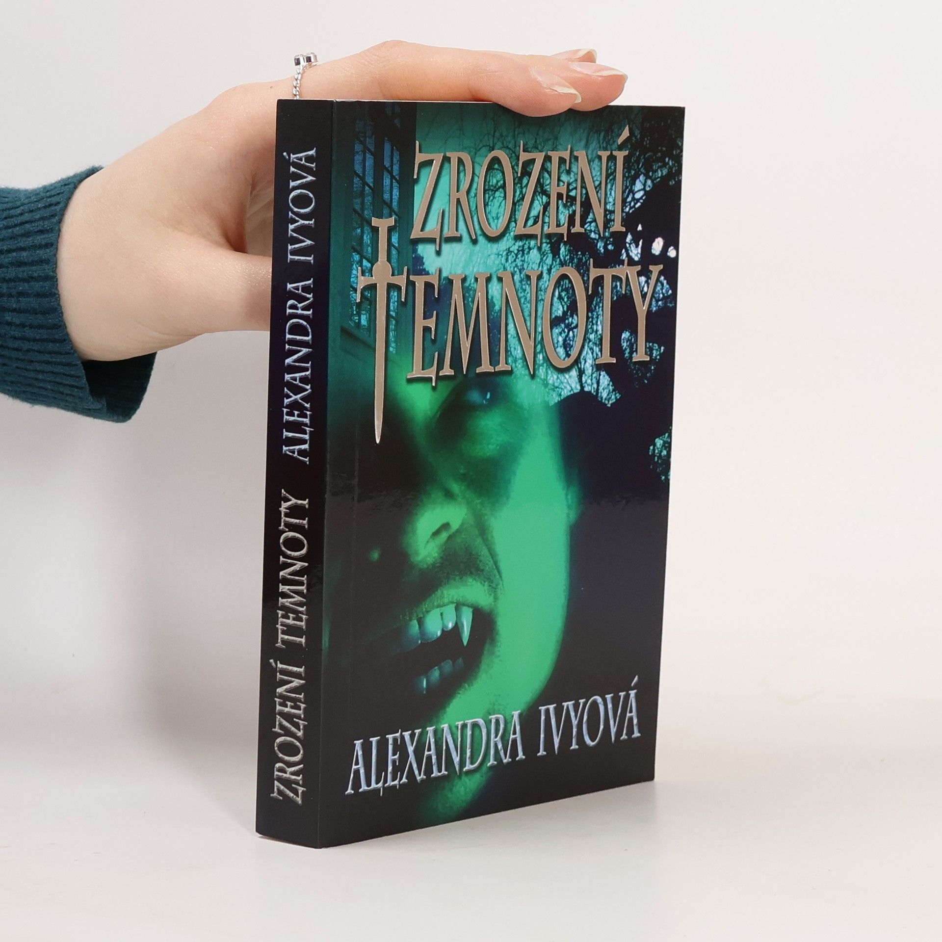 Debbie Raleigh Zrození temnoty