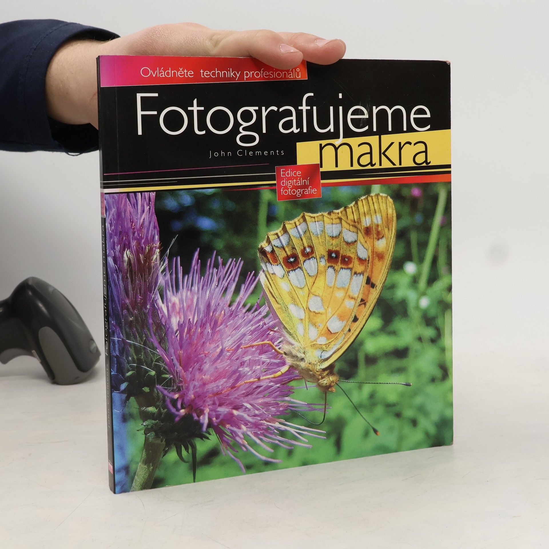 John Clements Fotografujeme makra