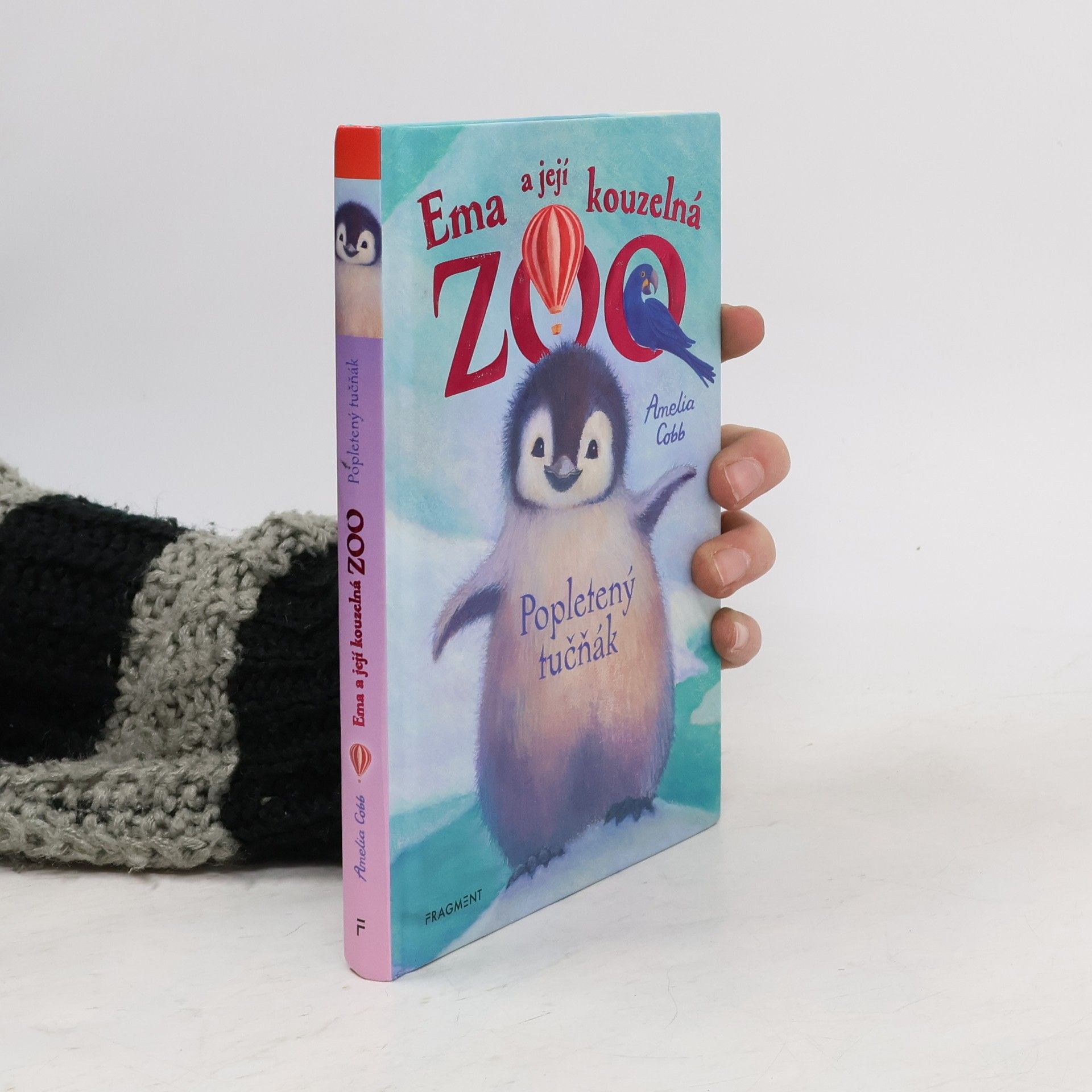Amelia Cobb Ema a její kouzelná zoo. Popletený tučňák