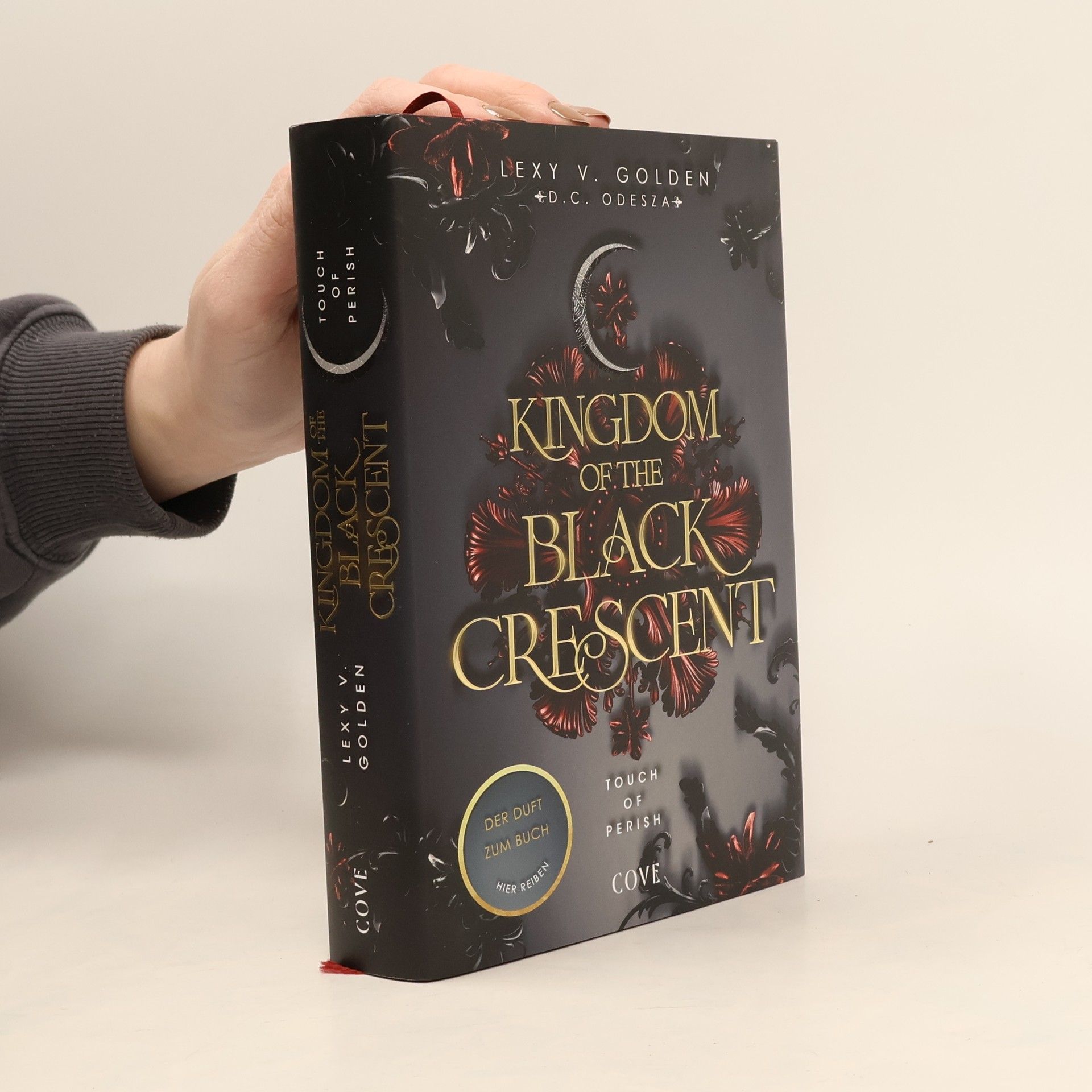 Kingdom of the Black Crescent 1: Touch of Perish