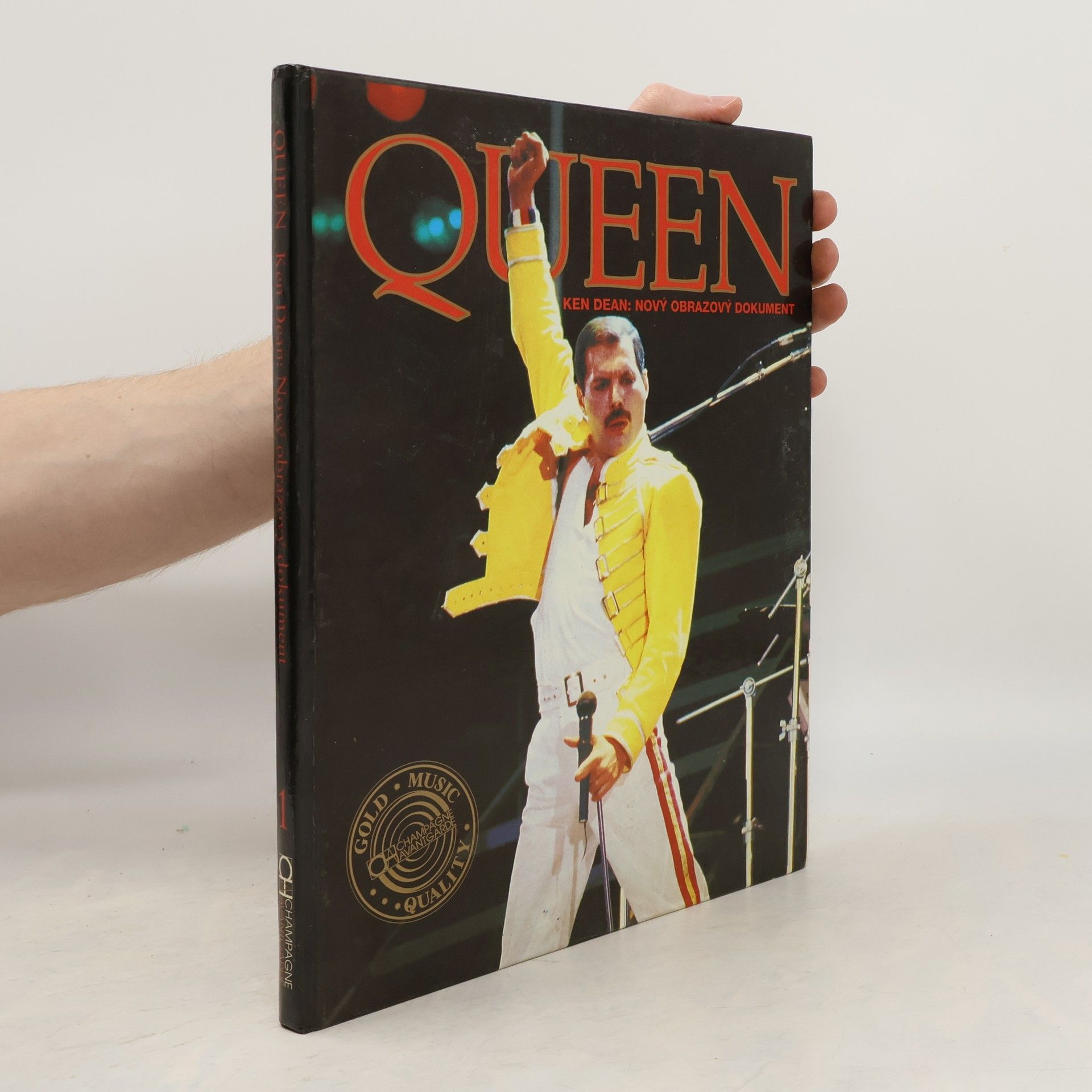 Ken Dean Queen. Nový obrazový dokument