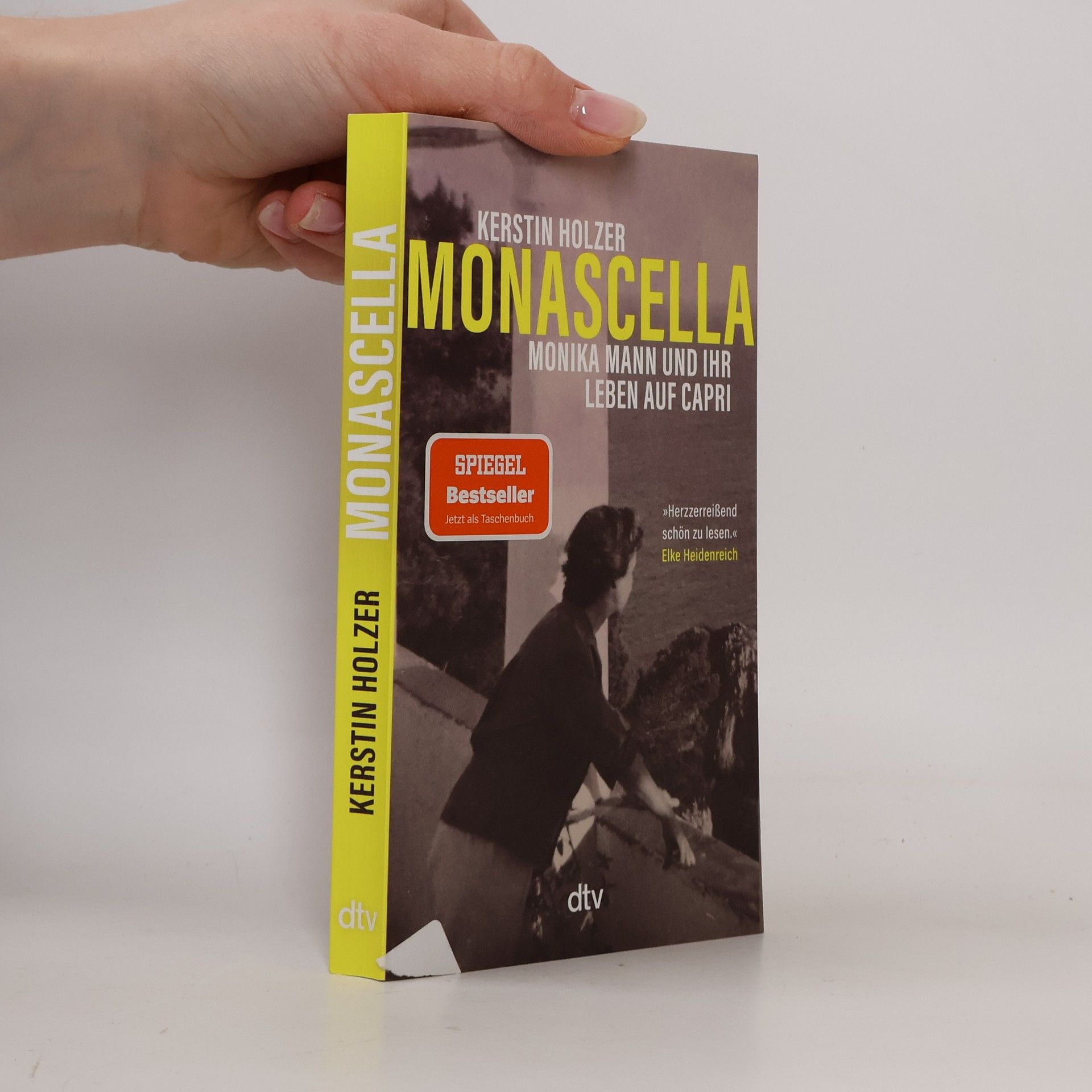 Kerstin Holzer Monascella