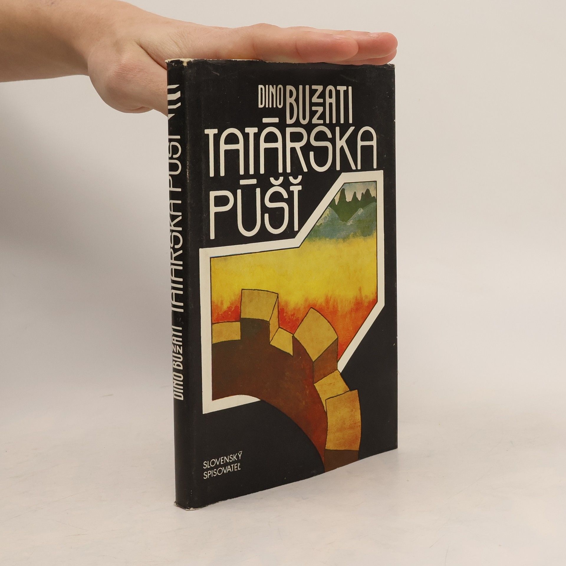 Dino Buzzati Traverso Tatárska púšť