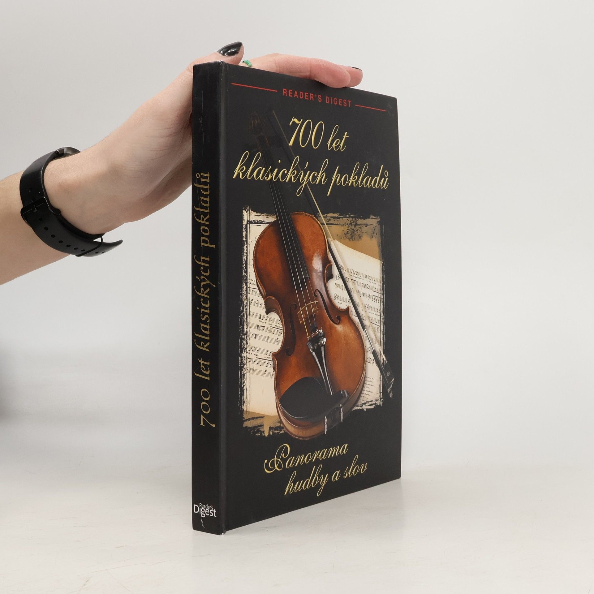 Kolektív autorov 700 let klasických pokladů