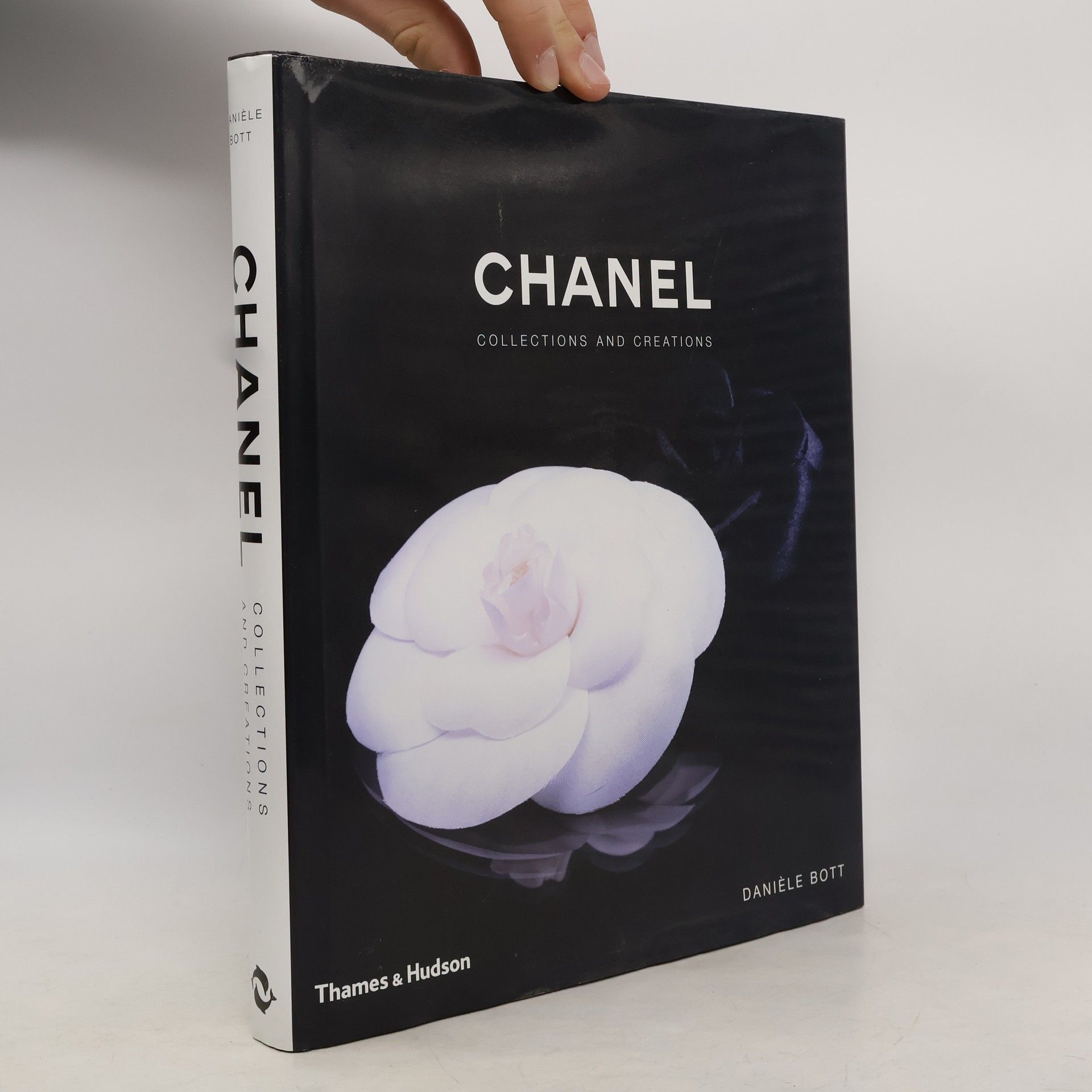 Danièle Bott Chanel. Collection and Creation