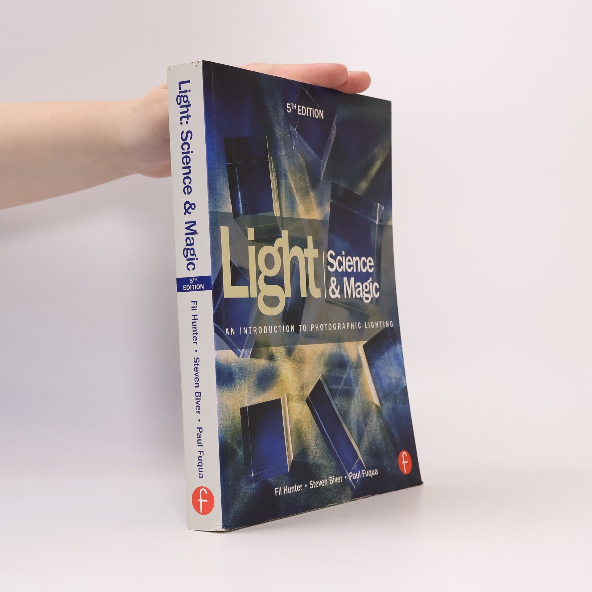 Fil Hunter Light Science & Magic