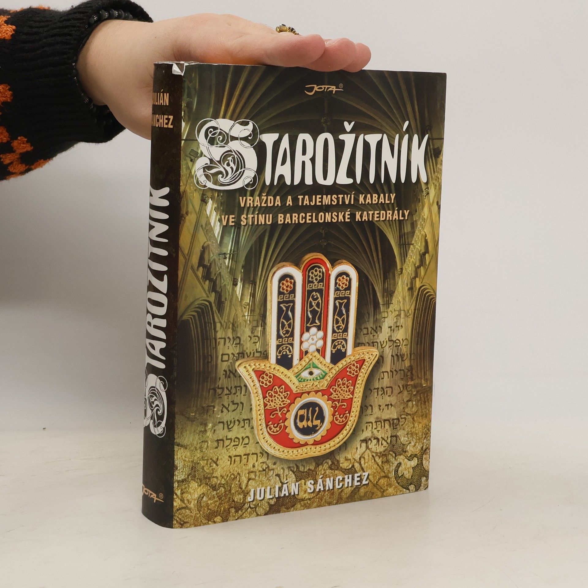 Julián Sánchez Starožitník: Vražda a tajemství Kabaly ve stínu barcelonské katedrály
