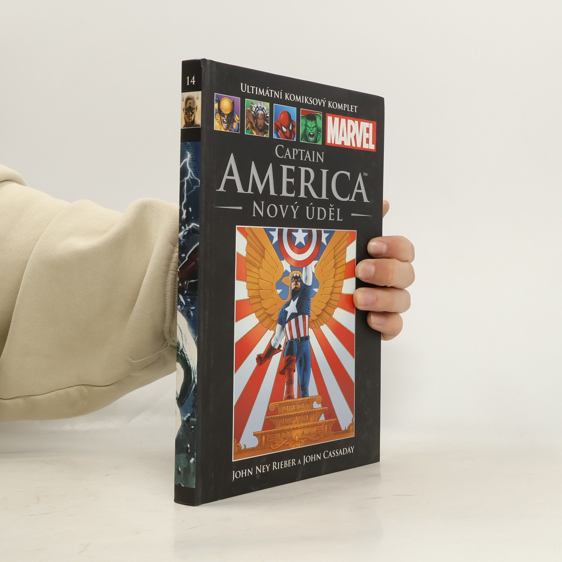 John Cassaday Ultimátní komixový komplet 14. Captain America. Nový úděl