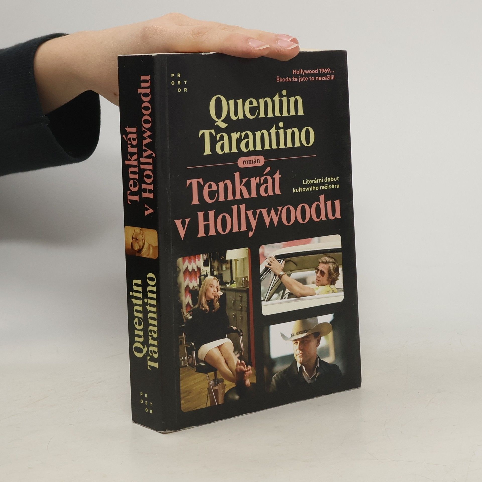 Quentin Tarantino Tenkrát v Hollywoodu : román