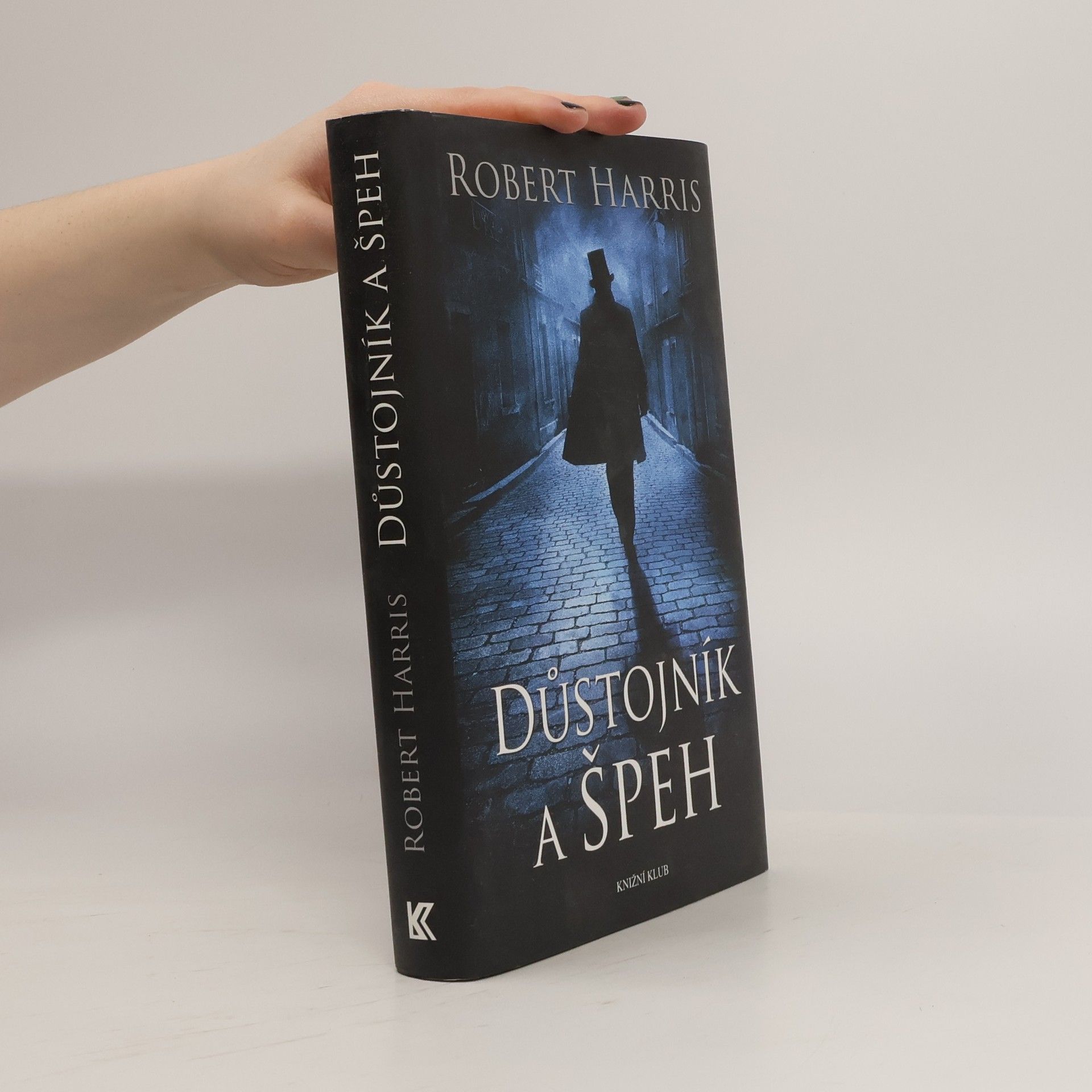 Robert Harris Důstojník a špeh