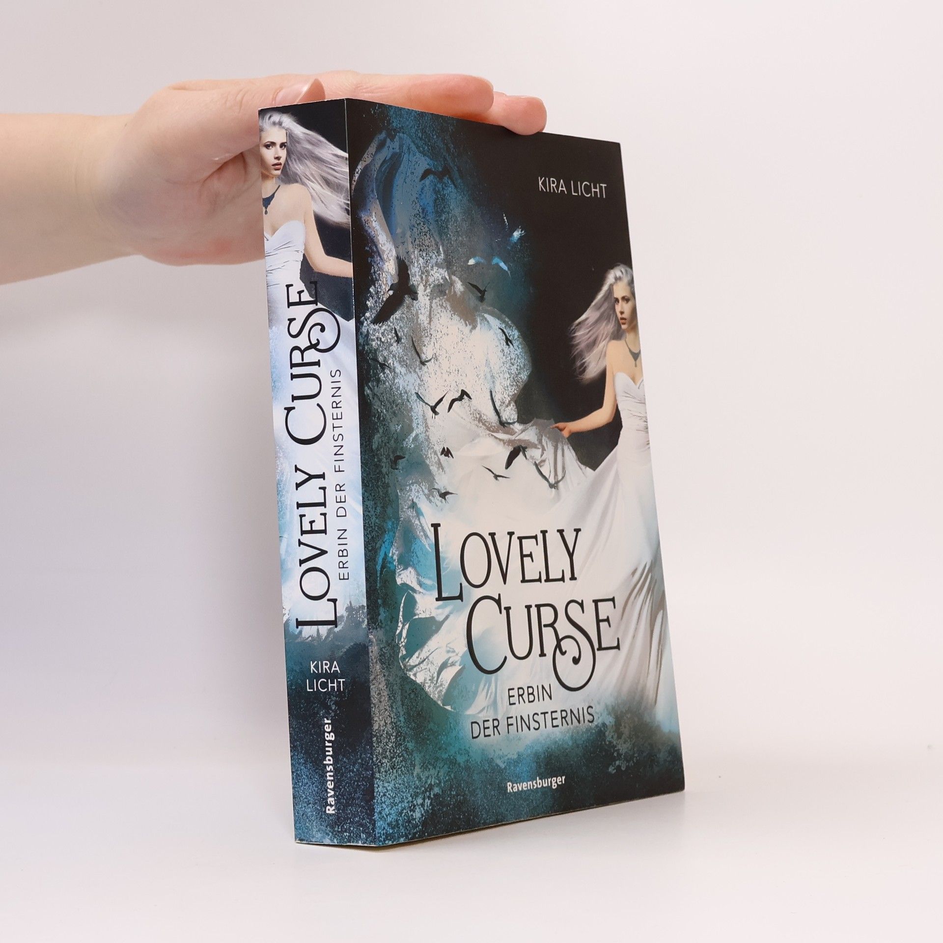 Kira Licht Lovely Curse. Erbin der Finsternis