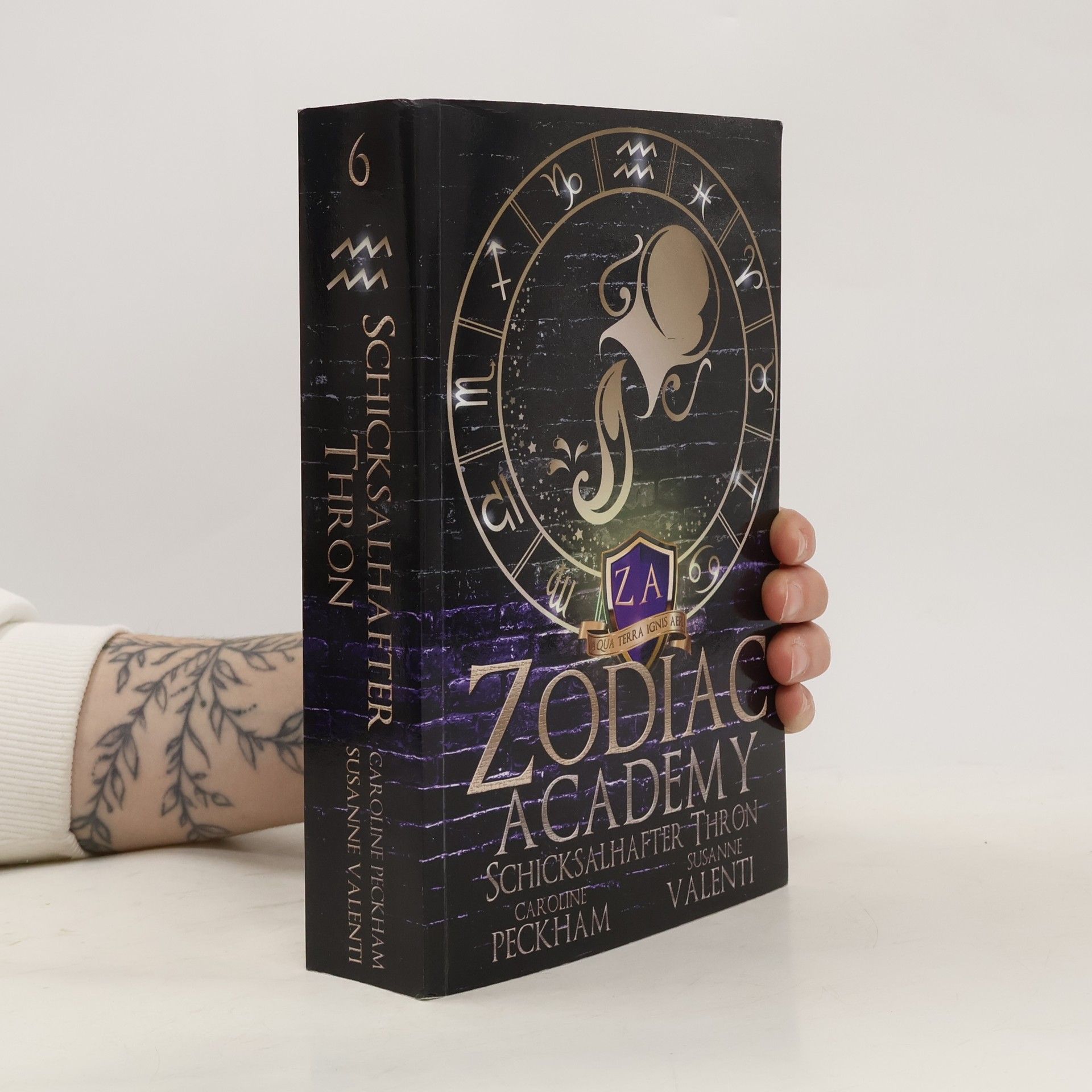Caroline Peckham Zodiac Academy - 6: Schicksalhafter Thron