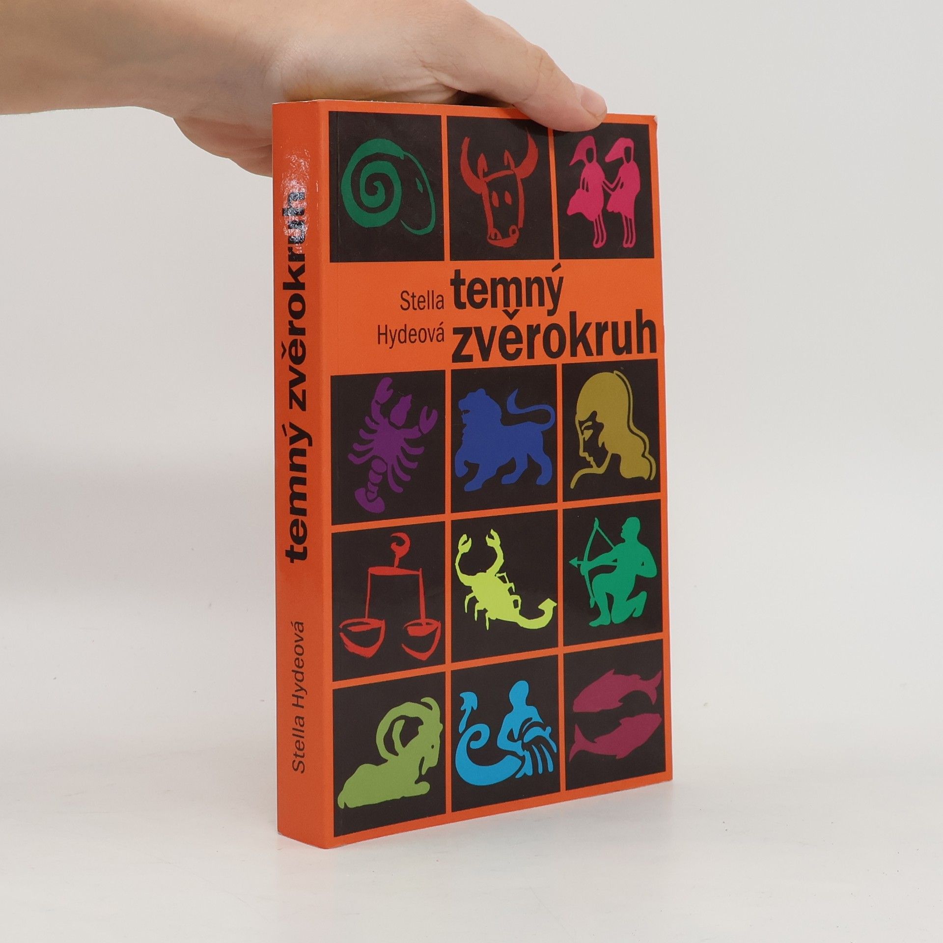Stella Hyde Temný zvěrokruh