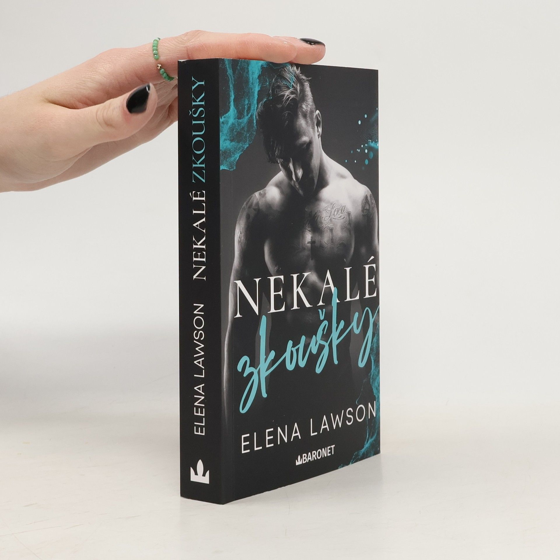 Elena Lawson Nekalé zkoušky