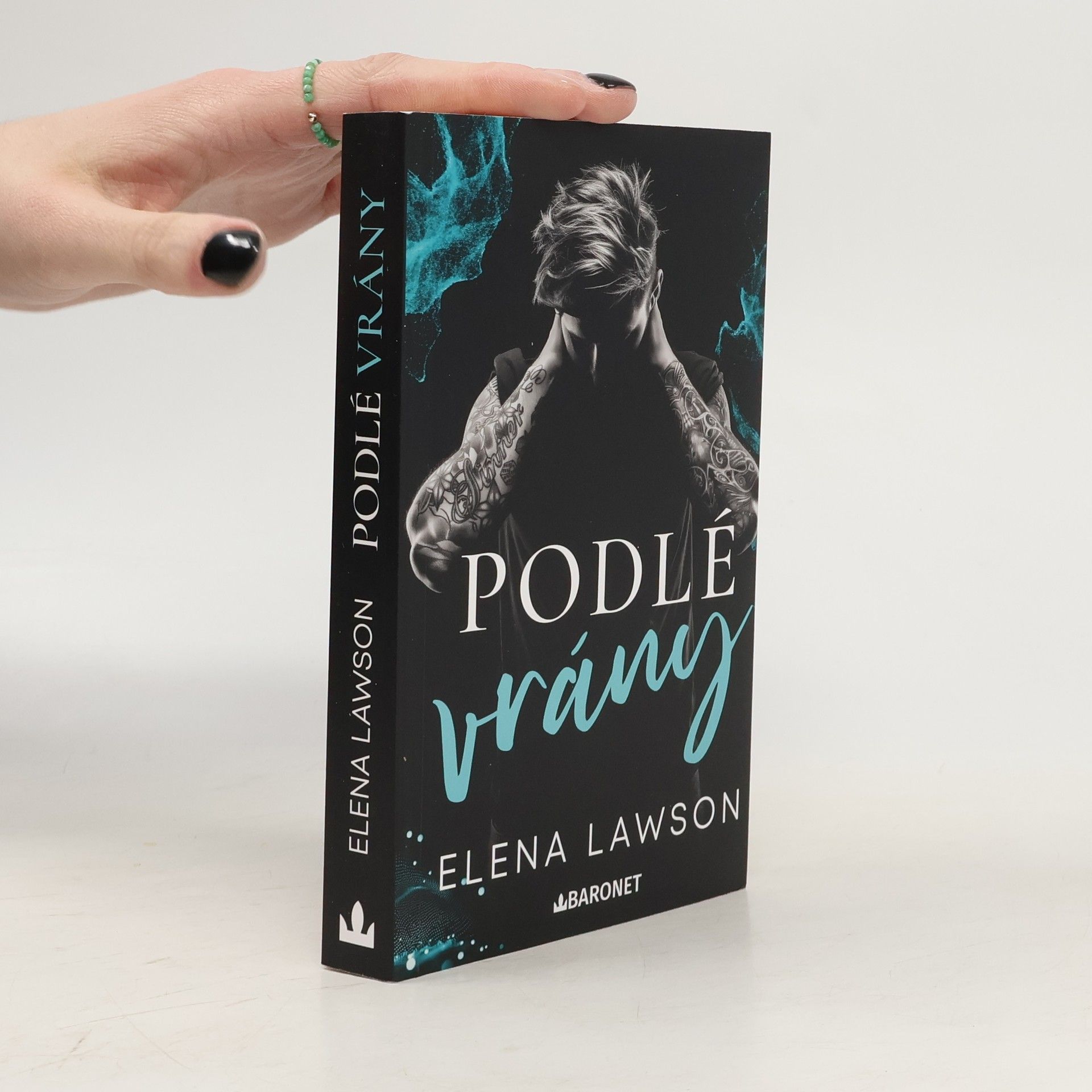 Elena Lawson Podlé vrány